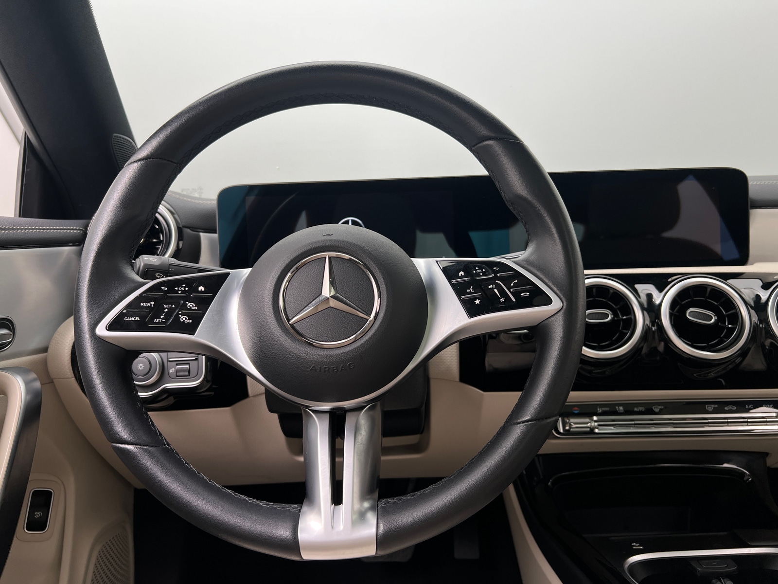 Thumbnail: 2025 Mercedes-Benz CLA - 4