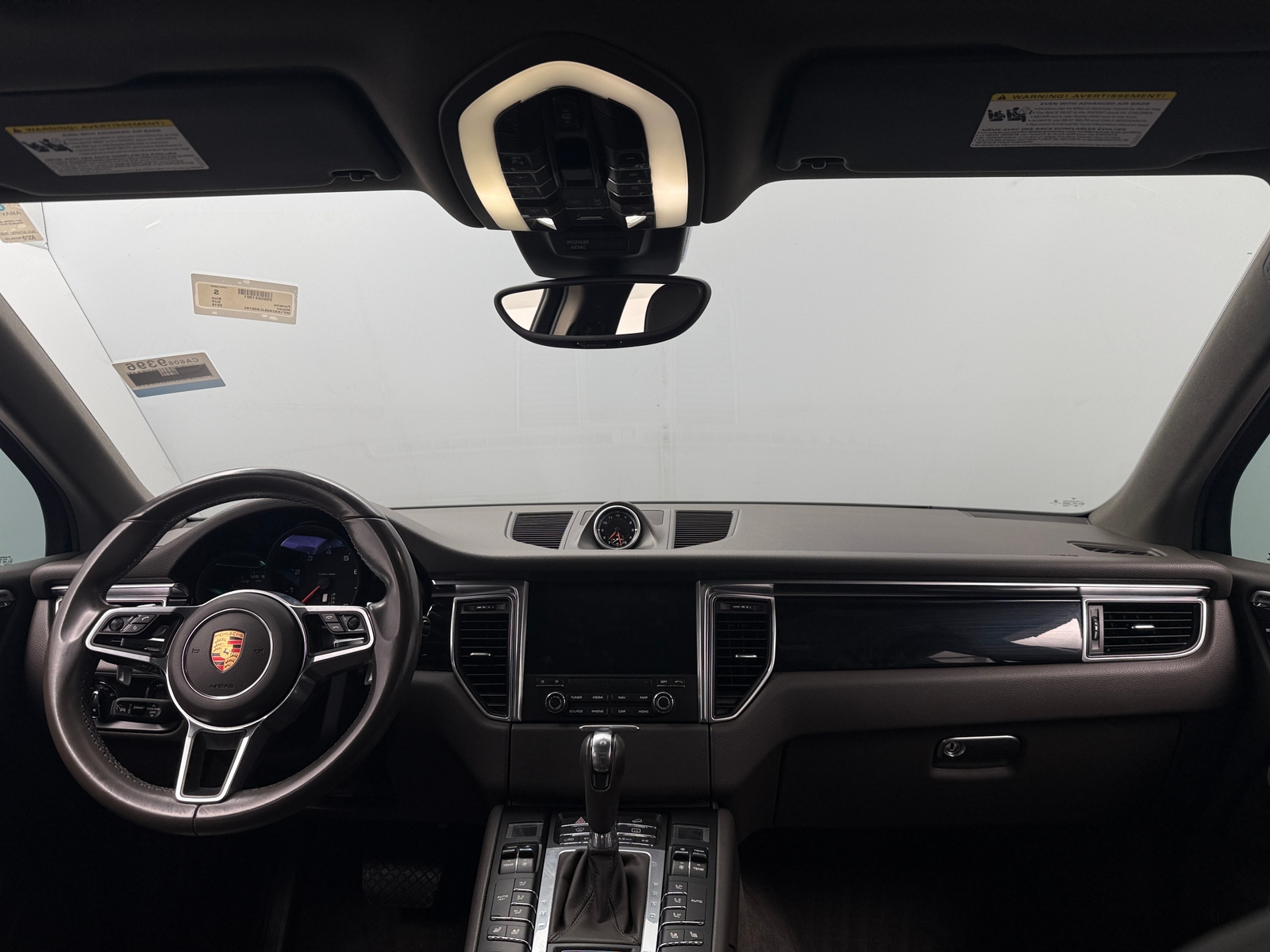 Thumbnail: 2018 Porsche Macan - 2