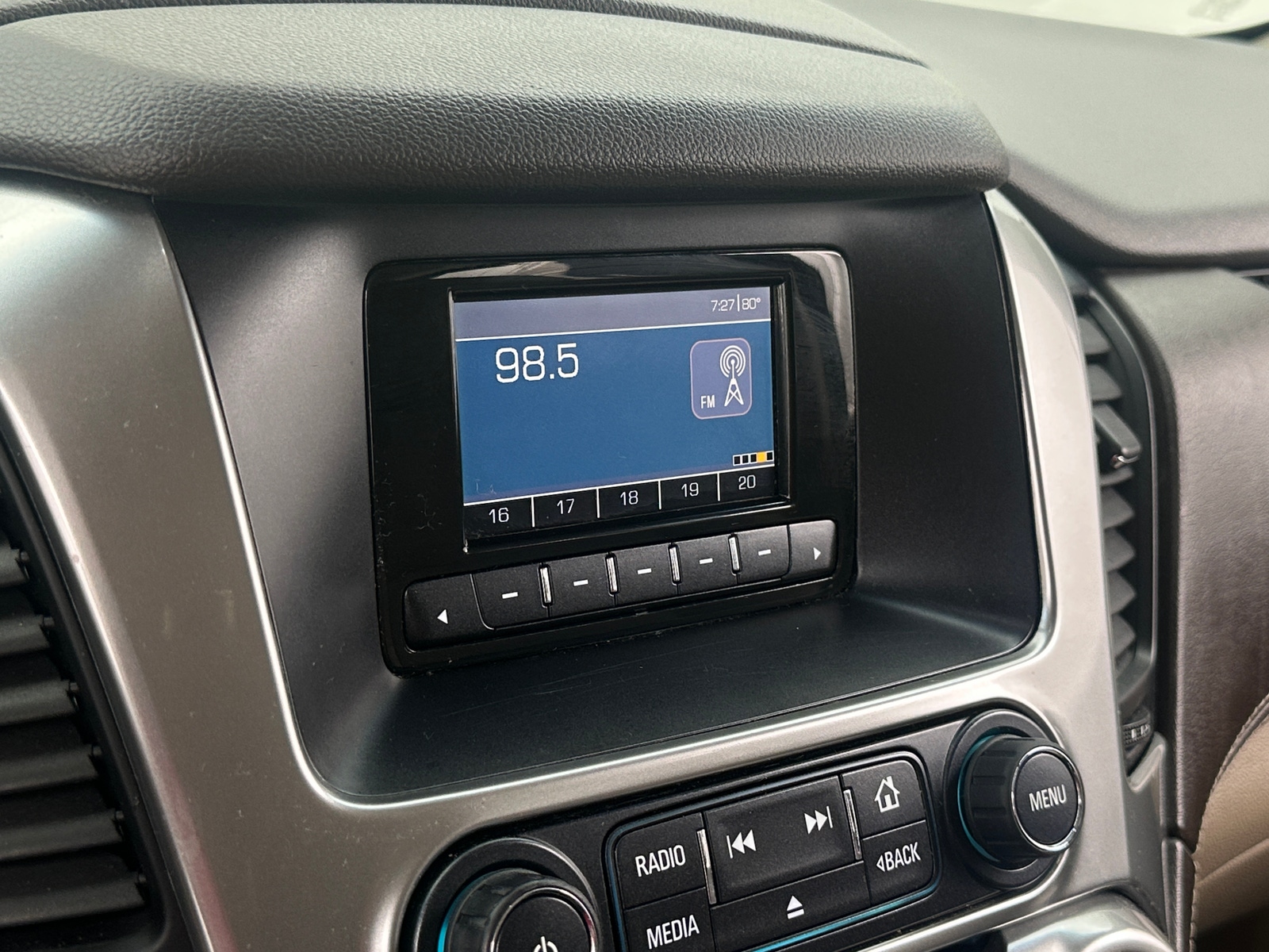 Thumbnail: 2015 Chevrolet Suburban - 4