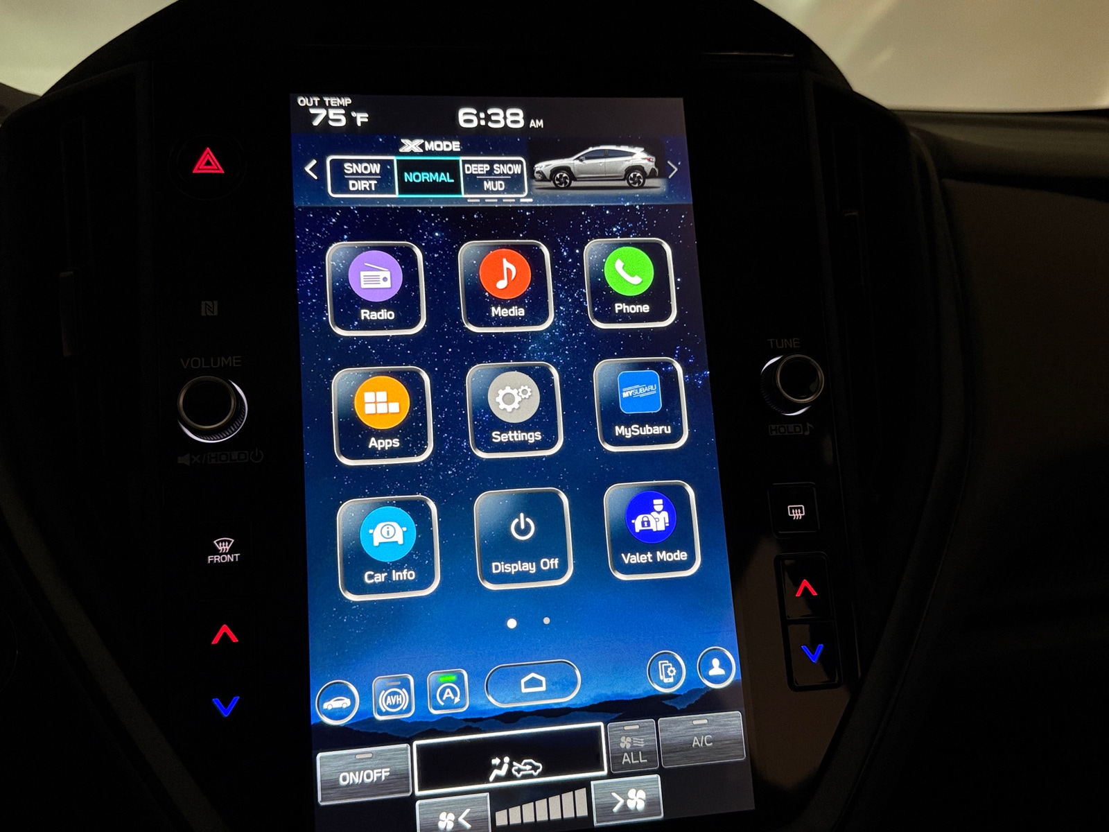 Thumbnail: 2025 Subaru Crosstrek - 3
