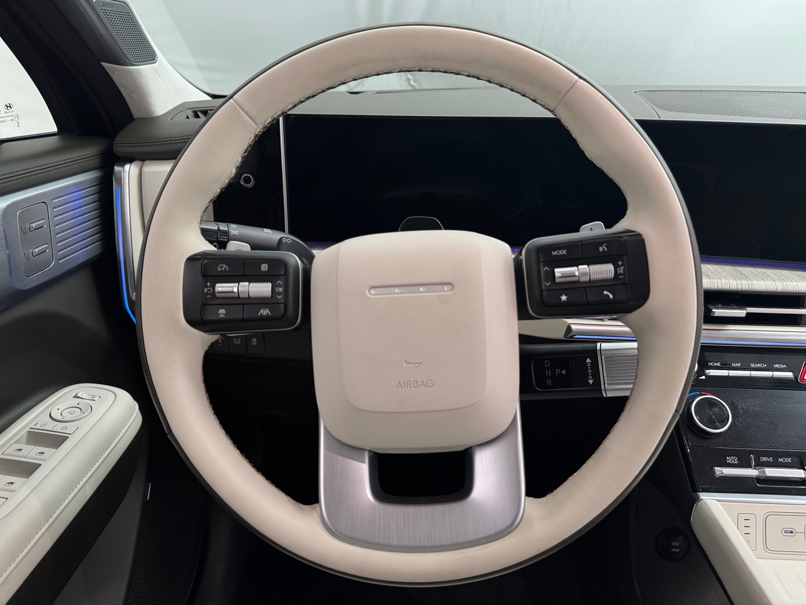 Thumbnail: 2025 Hyundai Santa Fe - 4