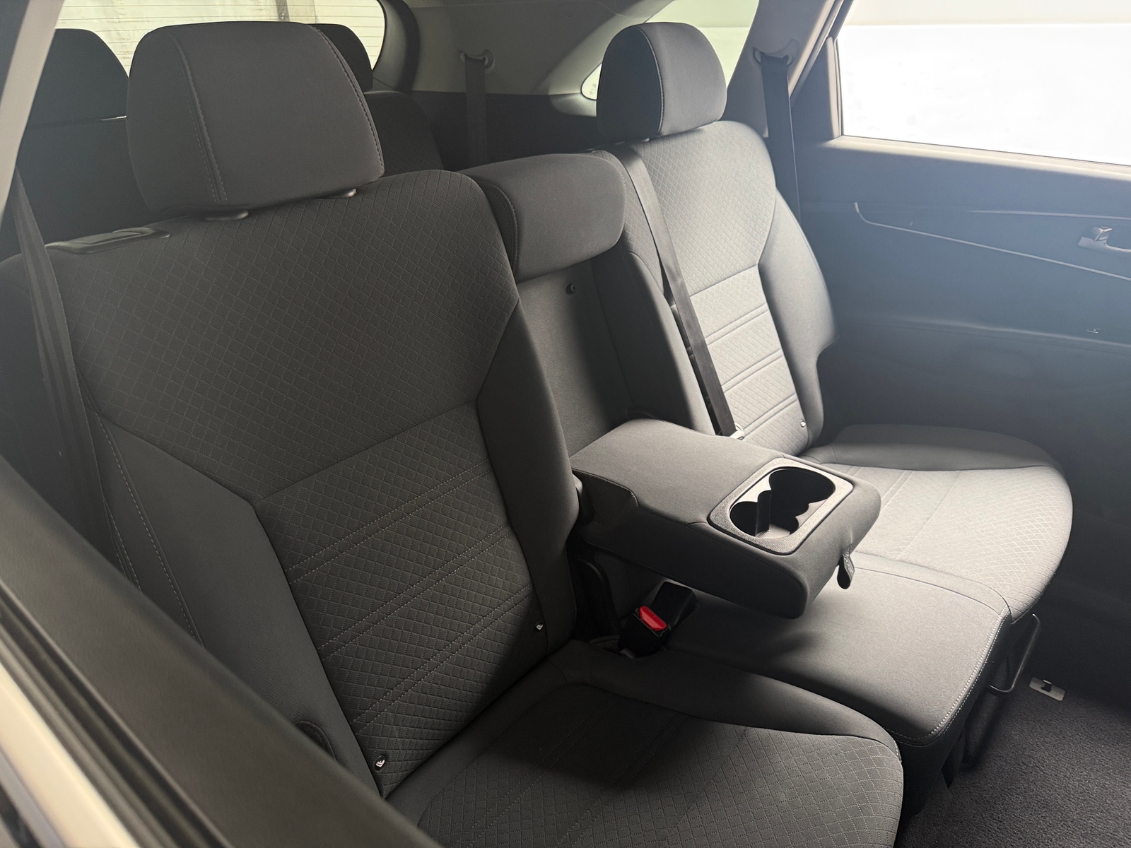Thumbnail: 2018 Kia Sorento - 6