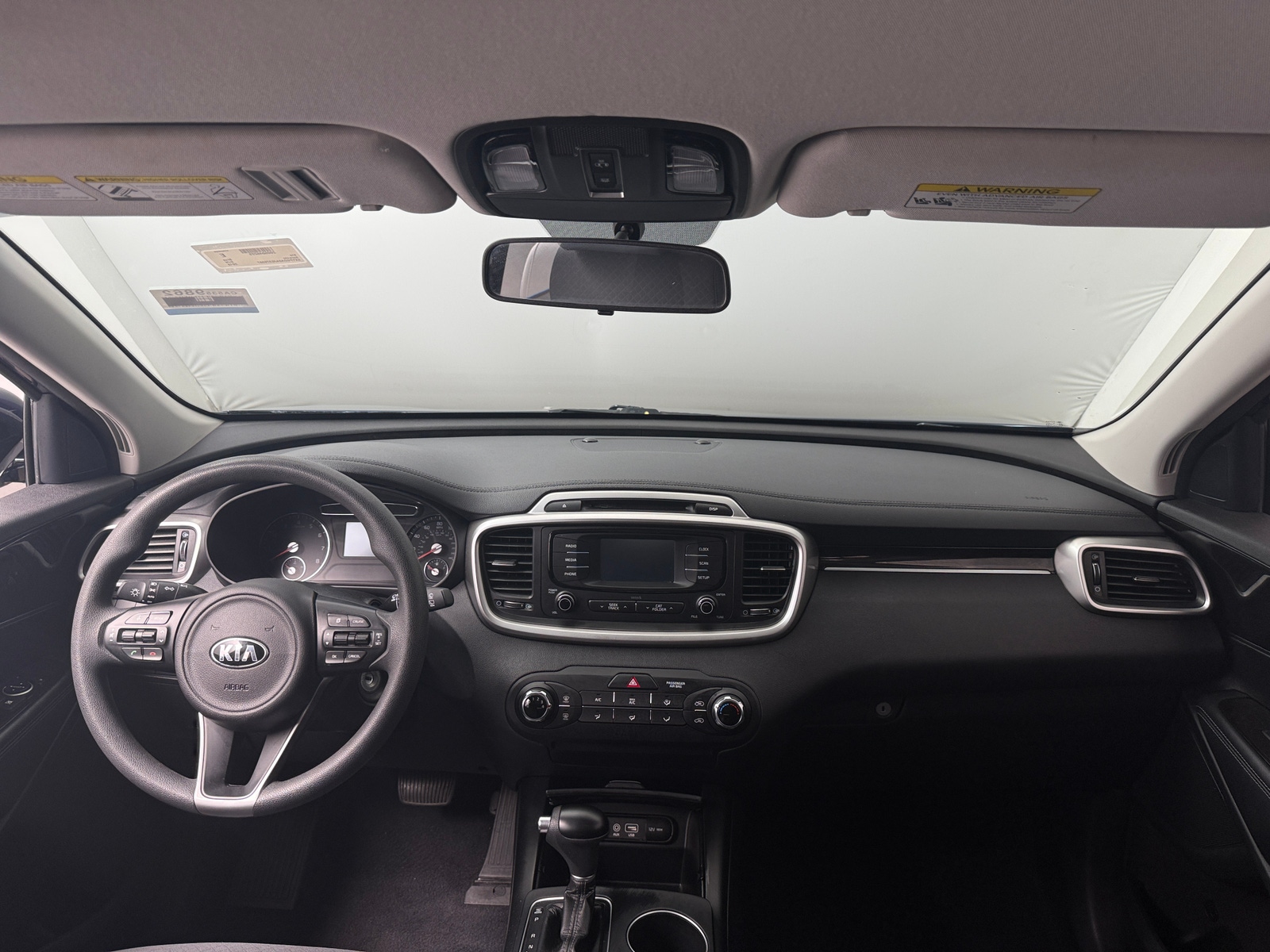 Thumbnail: 2018 Kia Sorento - 3