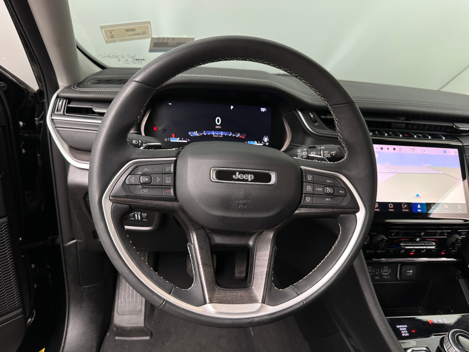 Thumbnail: 2023 Jeep Grand Cherokee - 4