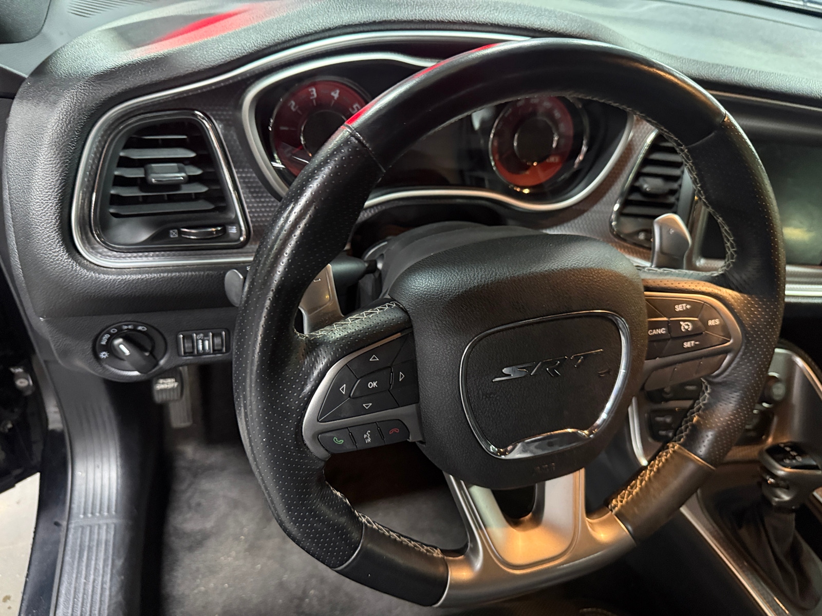 Thumbnail: 2015 Dodge Challenger - 3