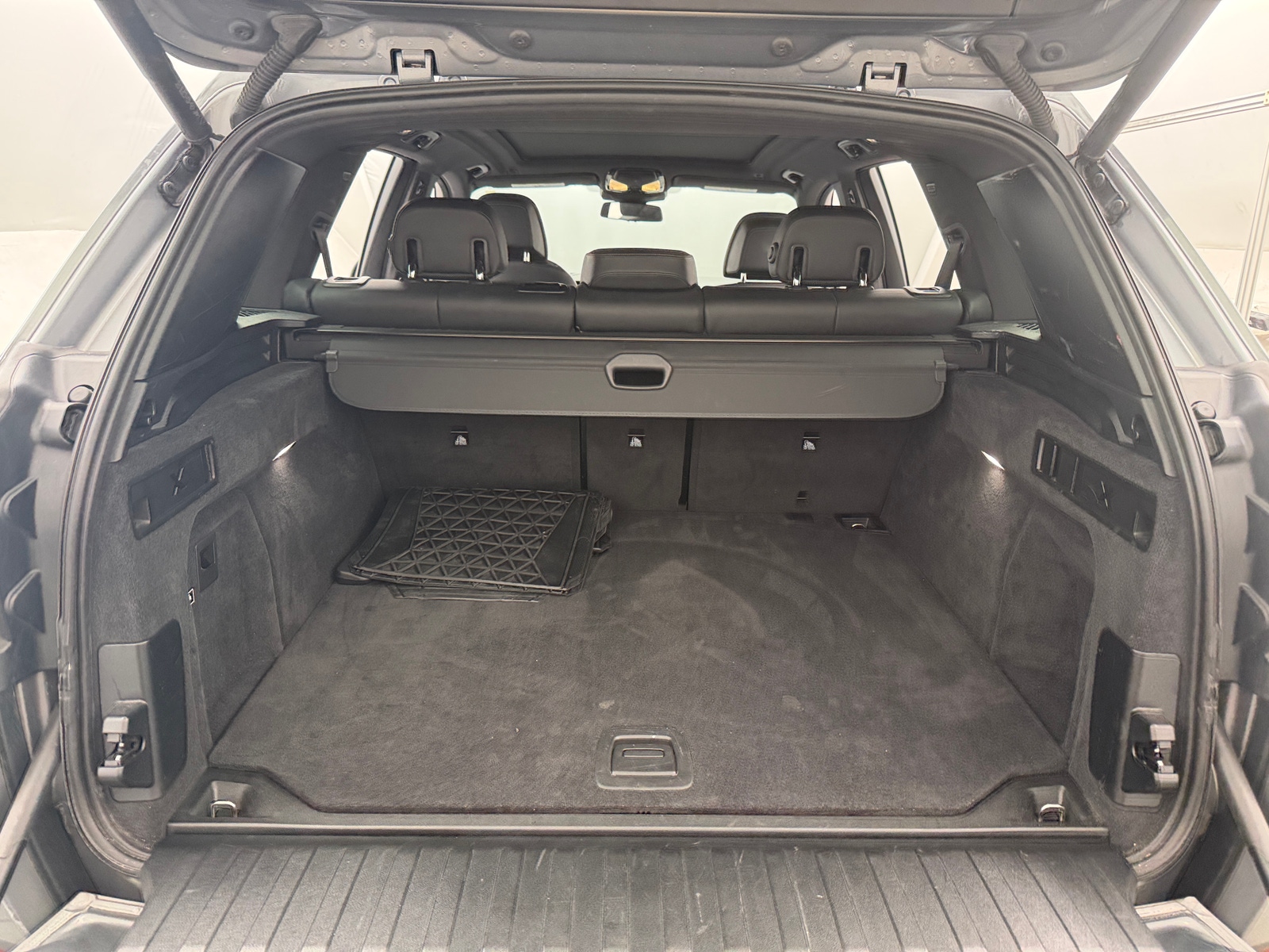 Thumbnail: 2024 BMW X5 - 6