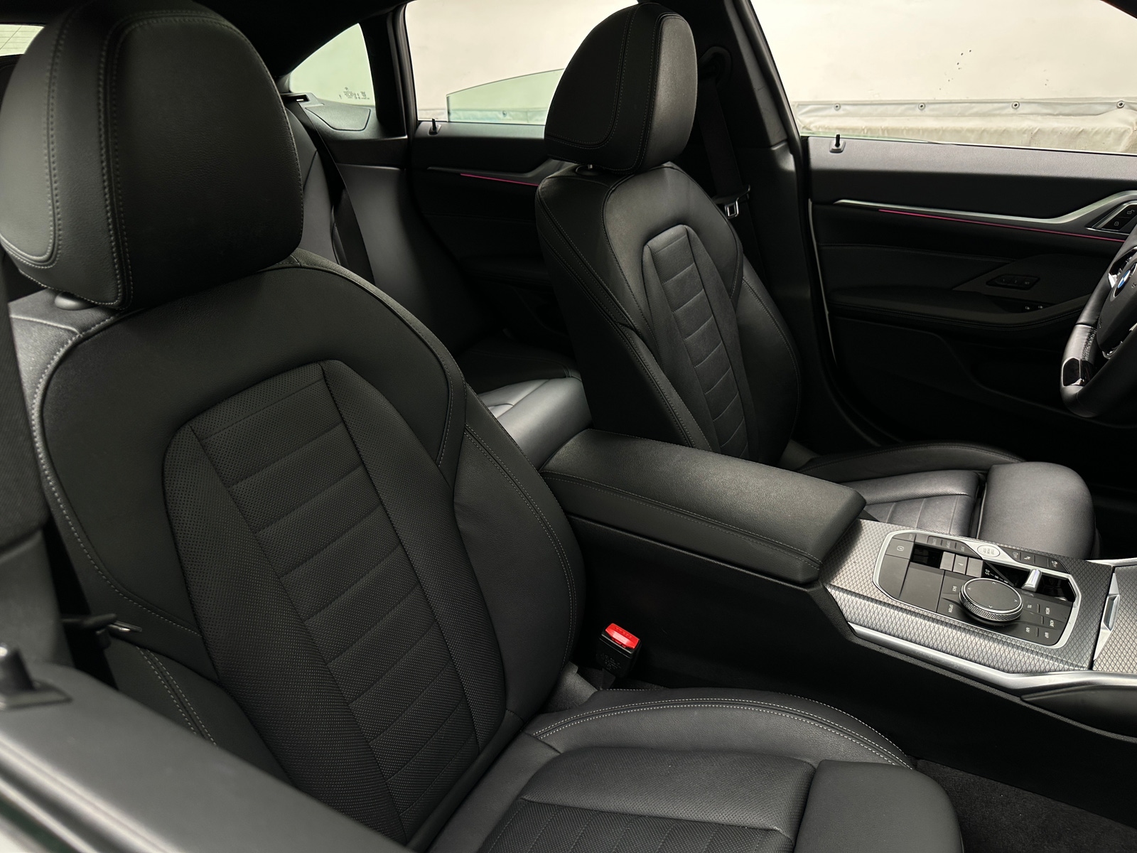 Thumbnail: 2026 BMW 4 Series - 2