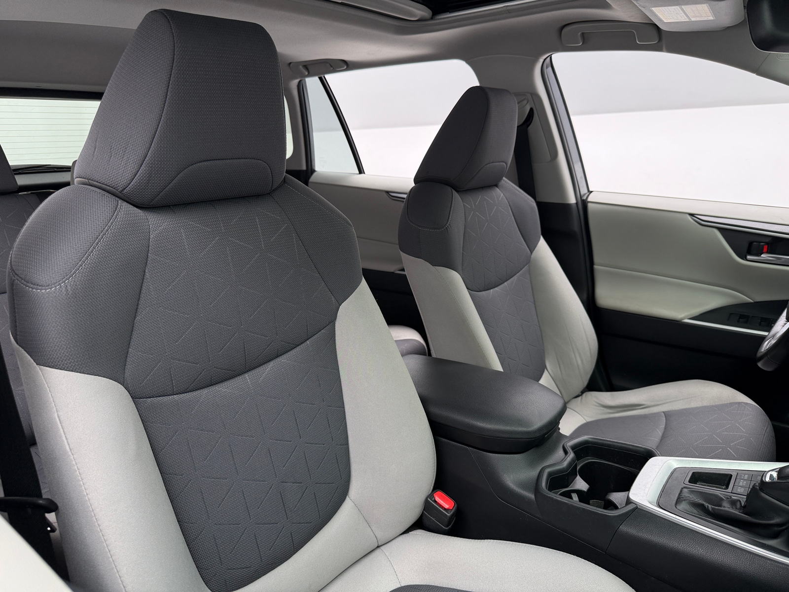 Thumbnail: 2019 Toyota RAV4 - 2
