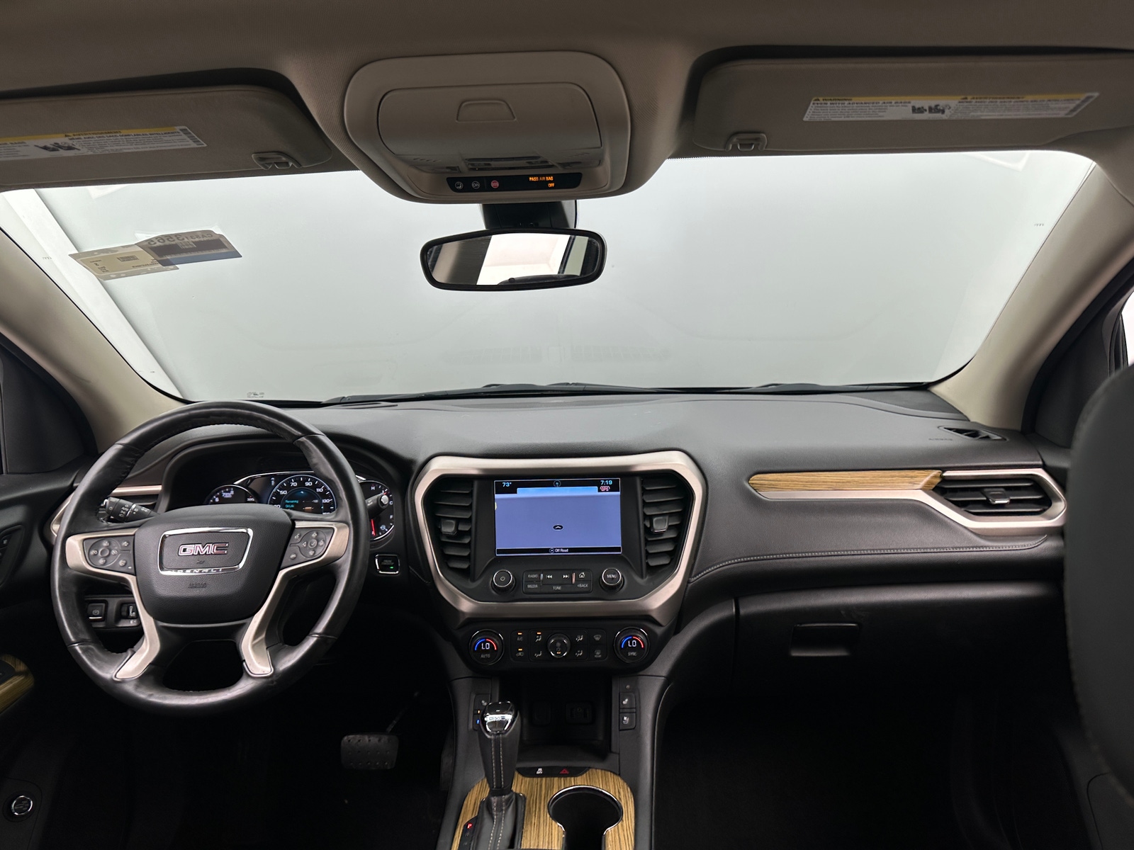 Thumbnail: 2018 GMC Acadia - 2