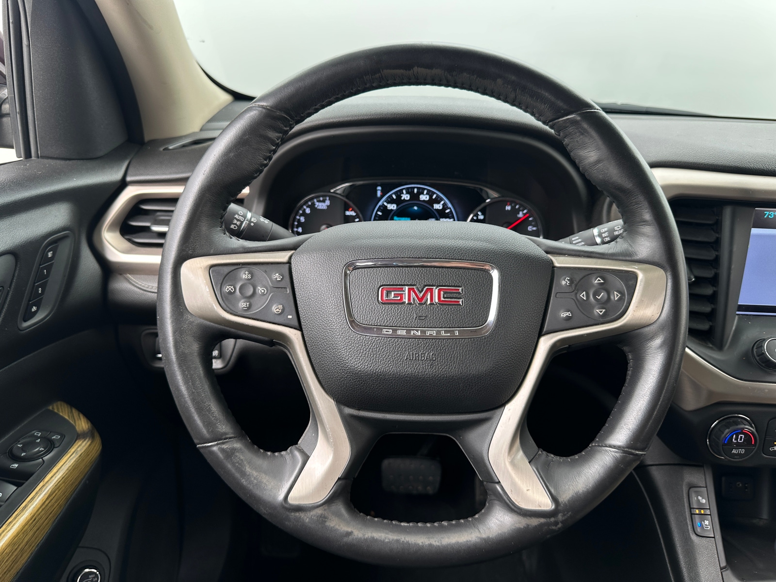 Thumbnail: 2018 GMC Acadia - 4