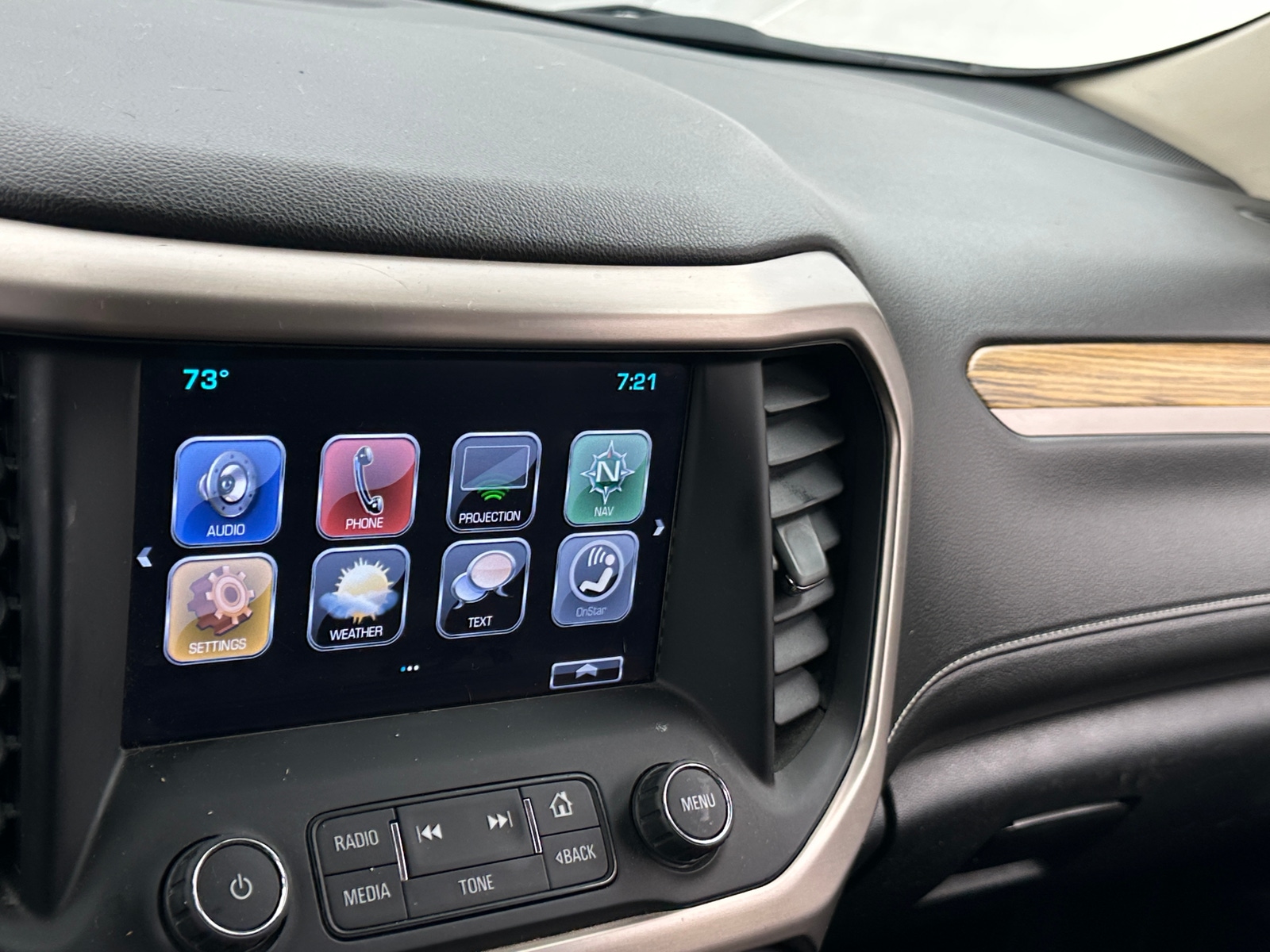 Thumbnail: 2018 GMC Acadia - 3