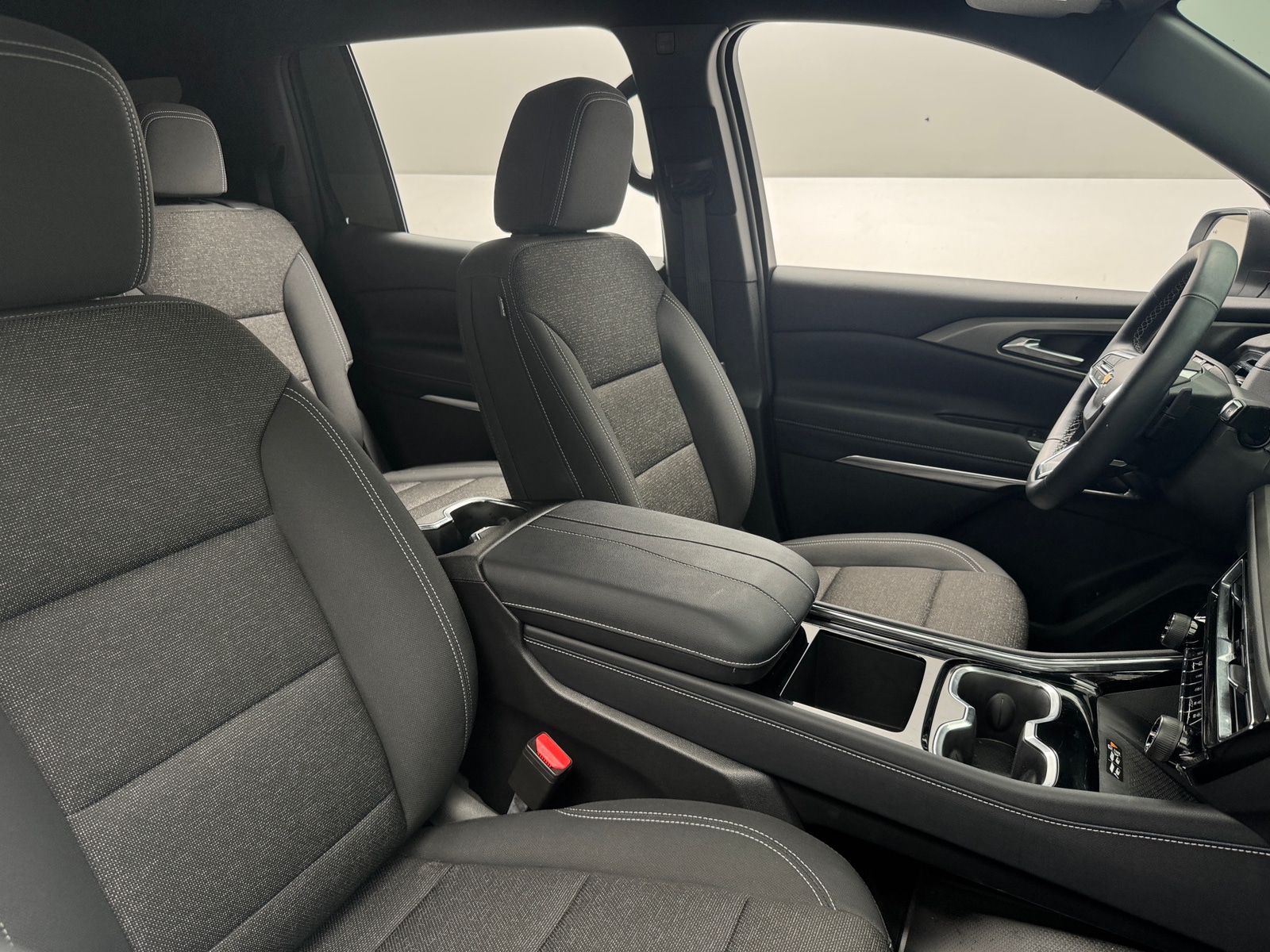 Thumbnail: 2026 Chevrolet Traverse - 2