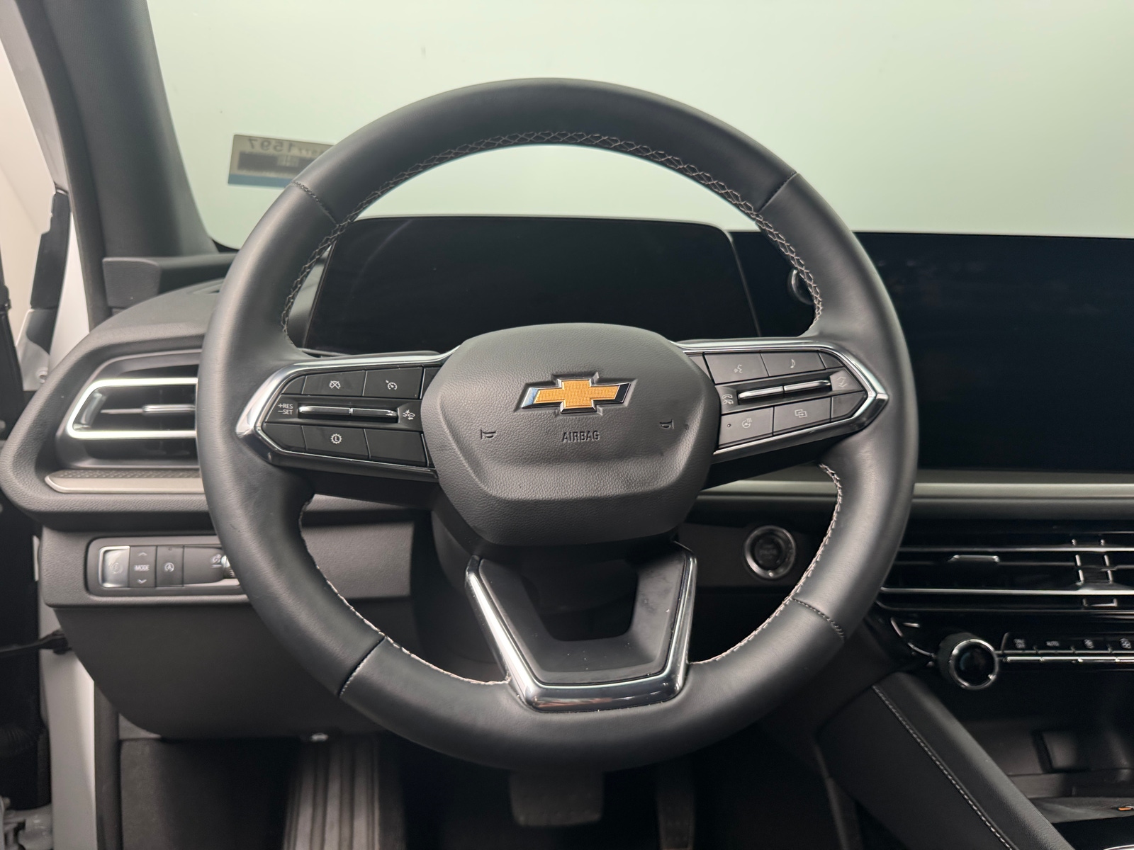 Thumbnail: 2026 Chevrolet Traverse - 5