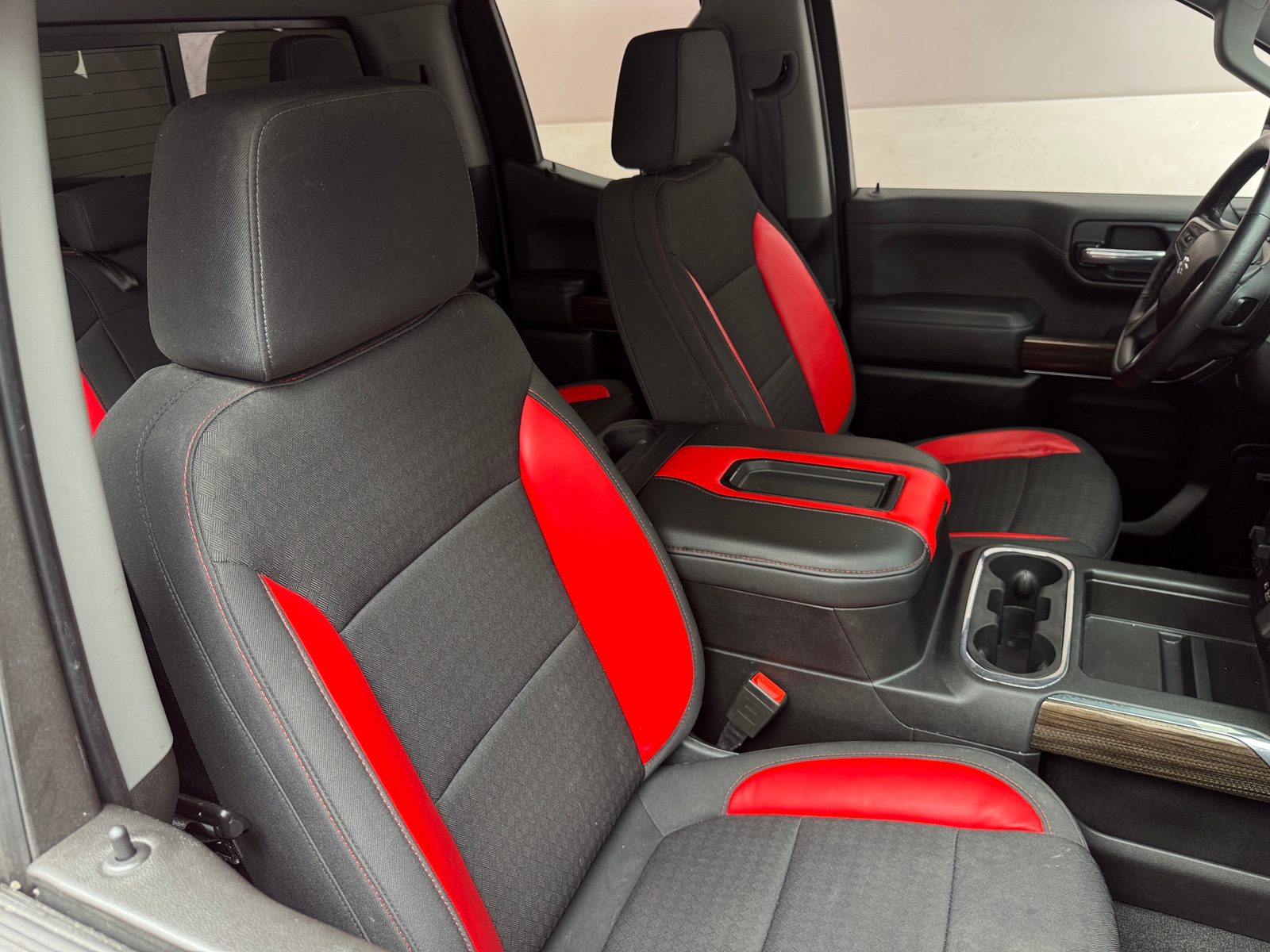 Thumbnail: 2020 Chevrolet Silverado 1500 - 2