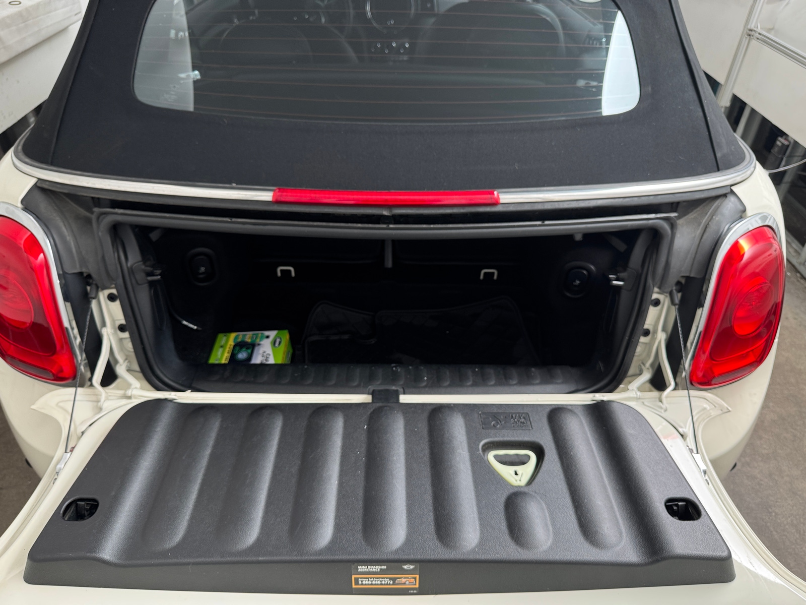 Thumbnail: 2017 MINI Cooper Convertible - 6