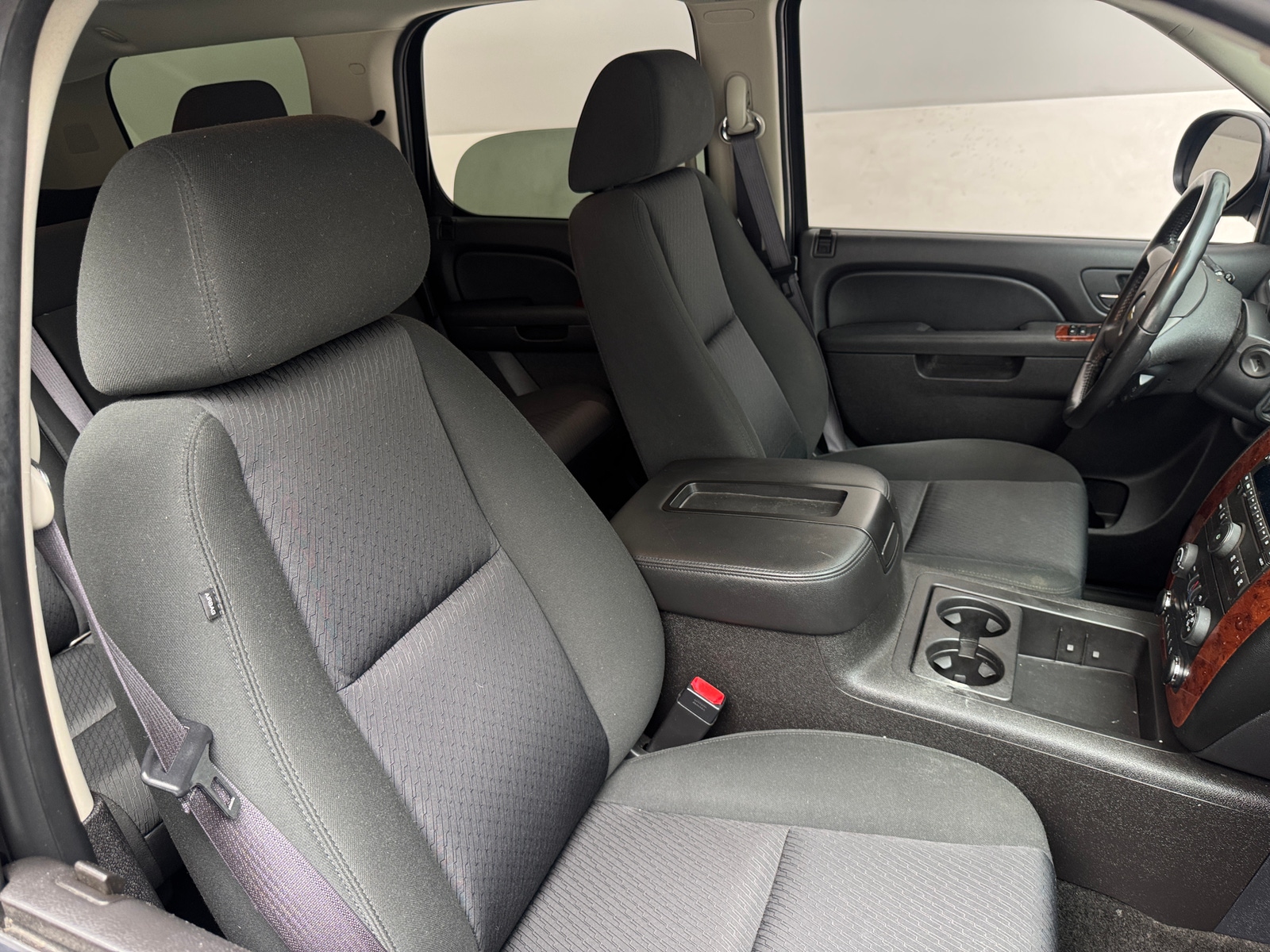 Thumbnail: 2013 Chevrolet Tahoe - 2