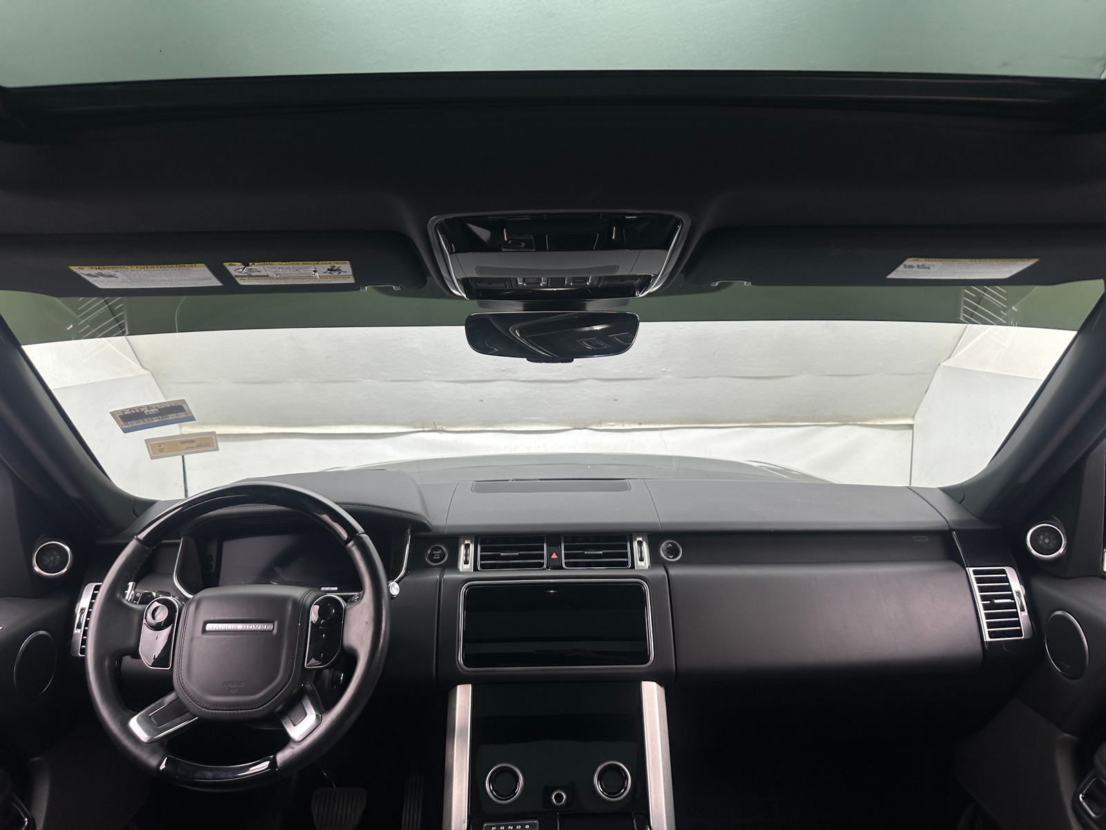 Thumbnail: 2020 Land Rover Range Rover - 2