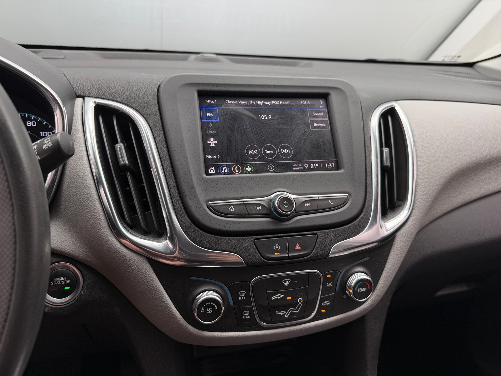 Thumbnail: 2024 Chevrolet Equinox - 4