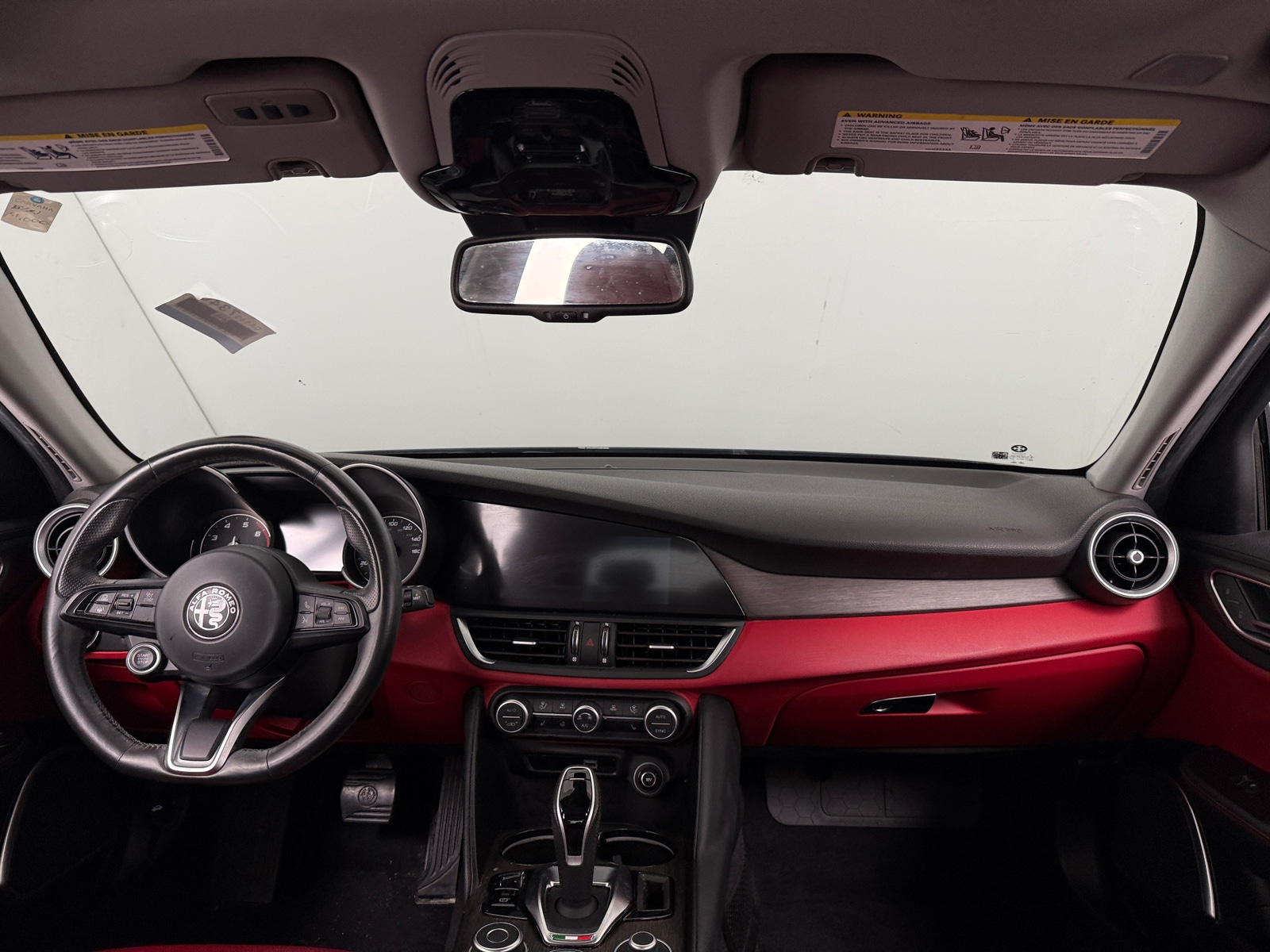 Thumbnail: 2021 Alfa Romeo Giulia - 2