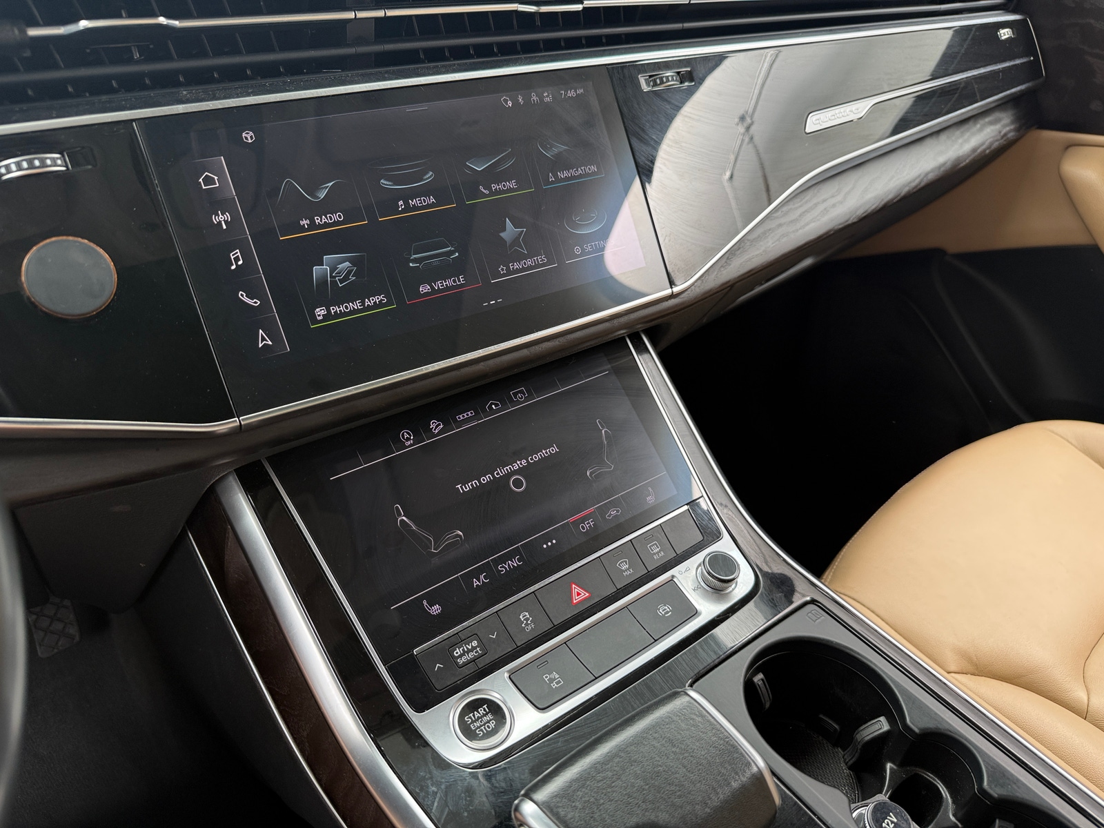 Thumbnail: 2023 Audi Q7 - 3