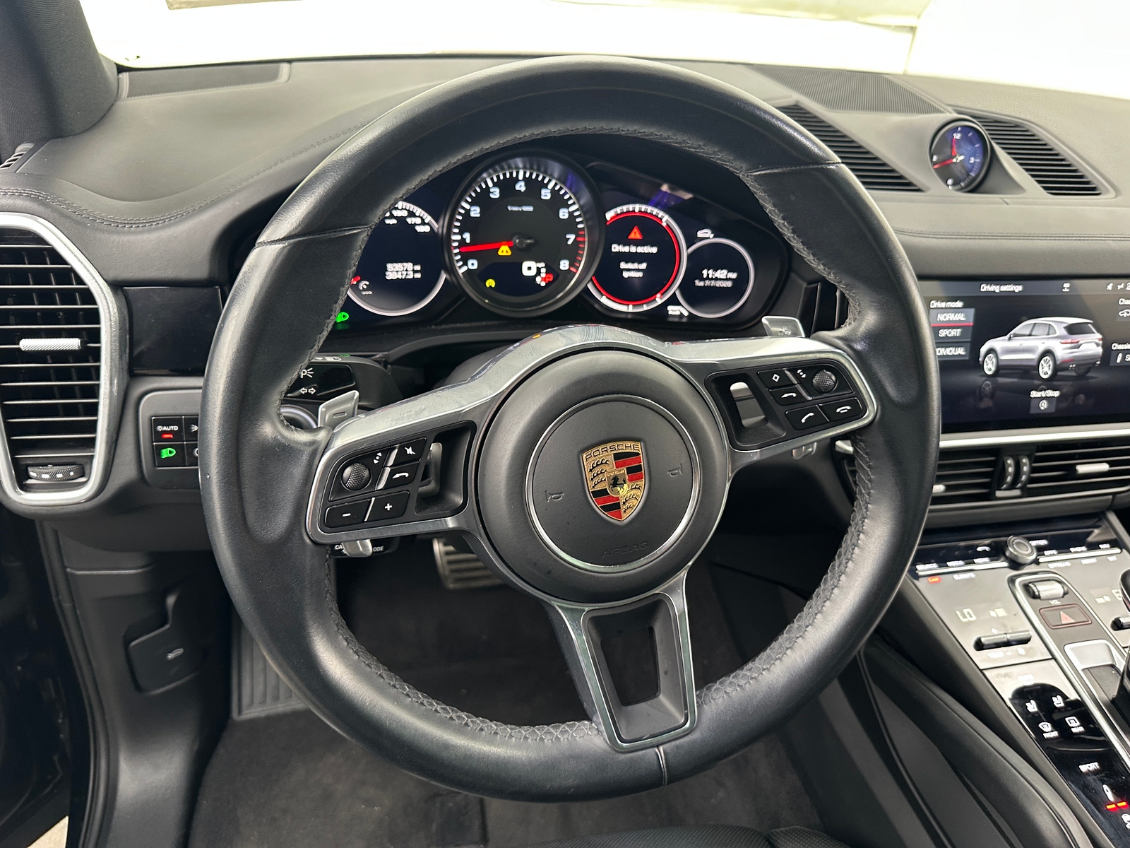Thumbnail: 2019 Porsche Cayenne - 4