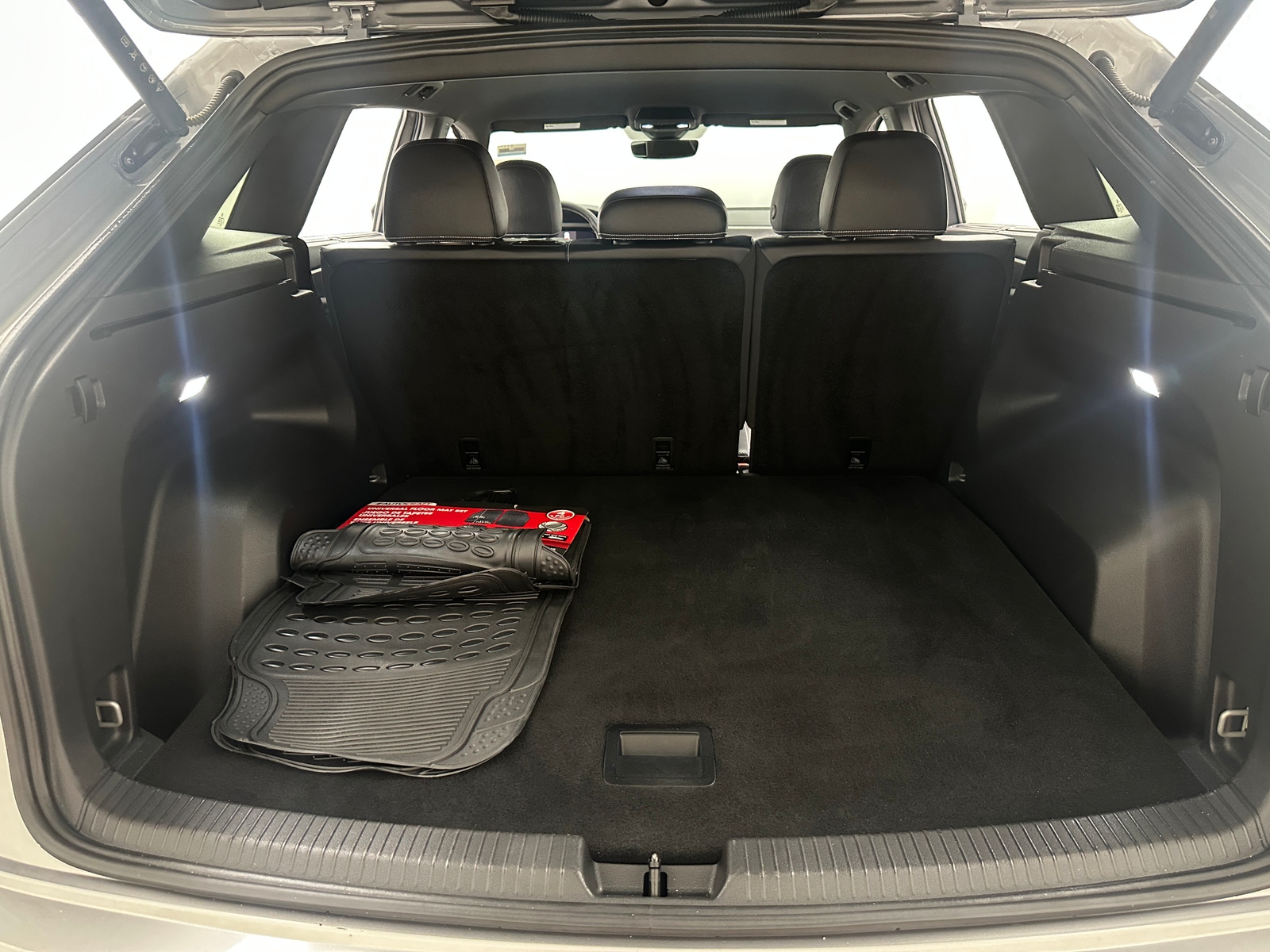 Thumbnail: 2026 Volkswagen Atlas - 6