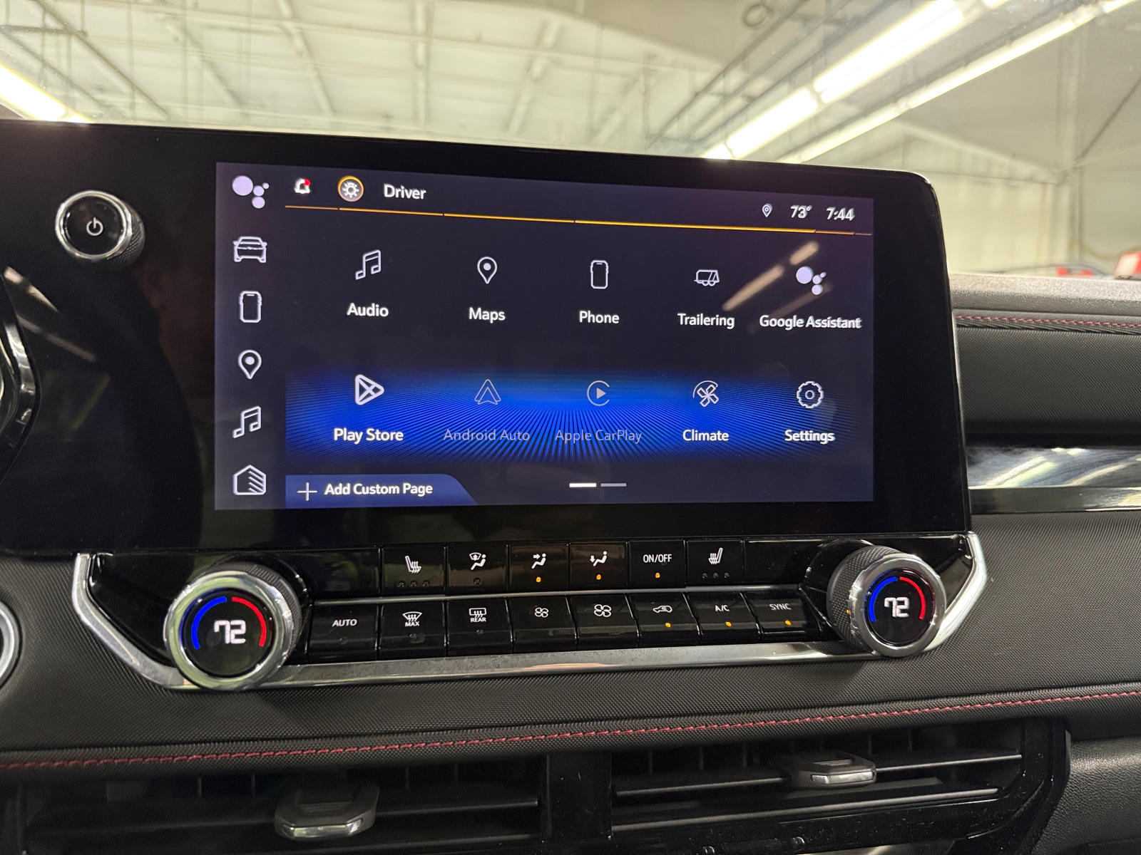 Thumbnail: 2023 Chevrolet Colorado - 4