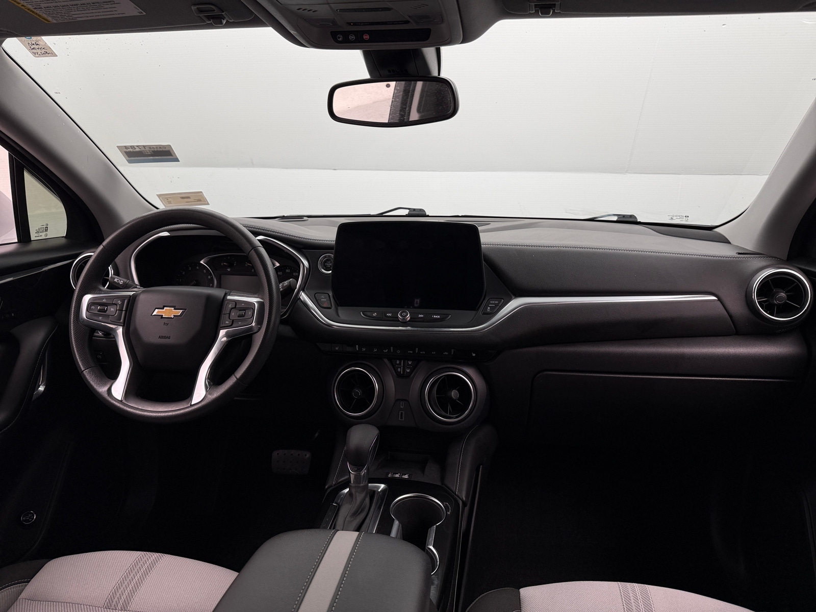 Thumbnail: 2023 Chevrolet Blazer - 3