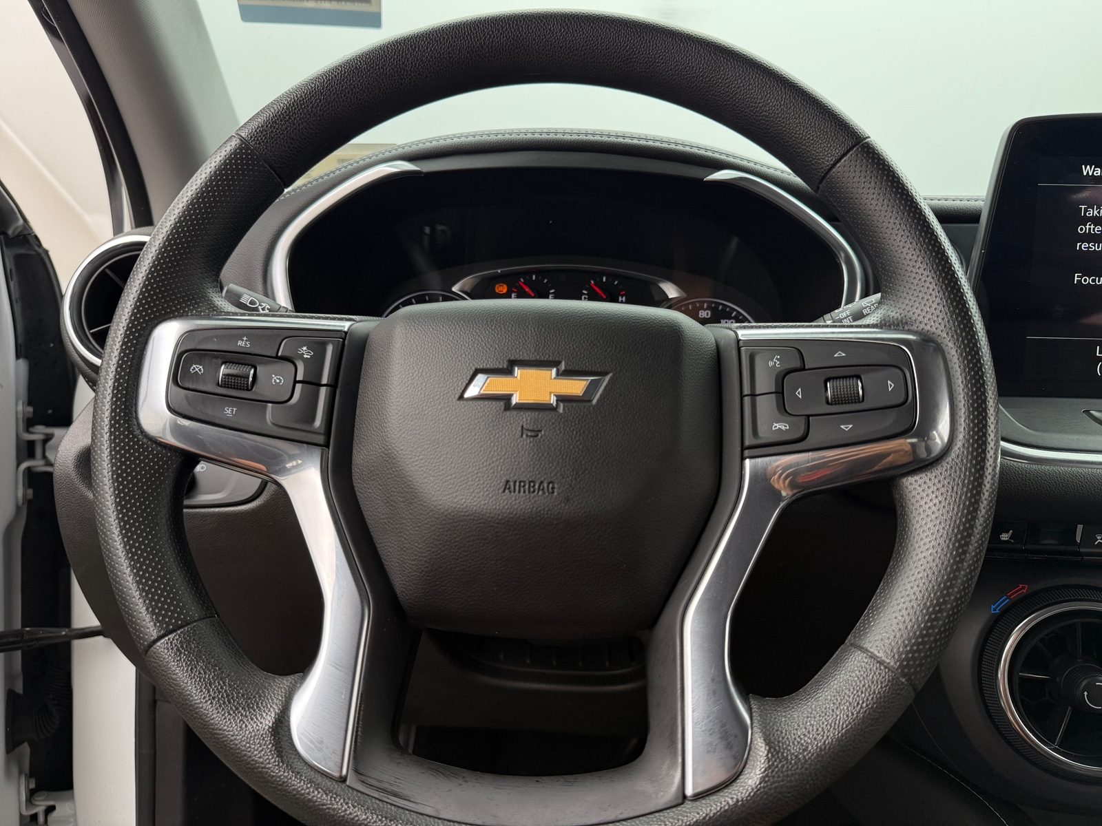 Thumbnail: 2023 Chevrolet Blazer - 5