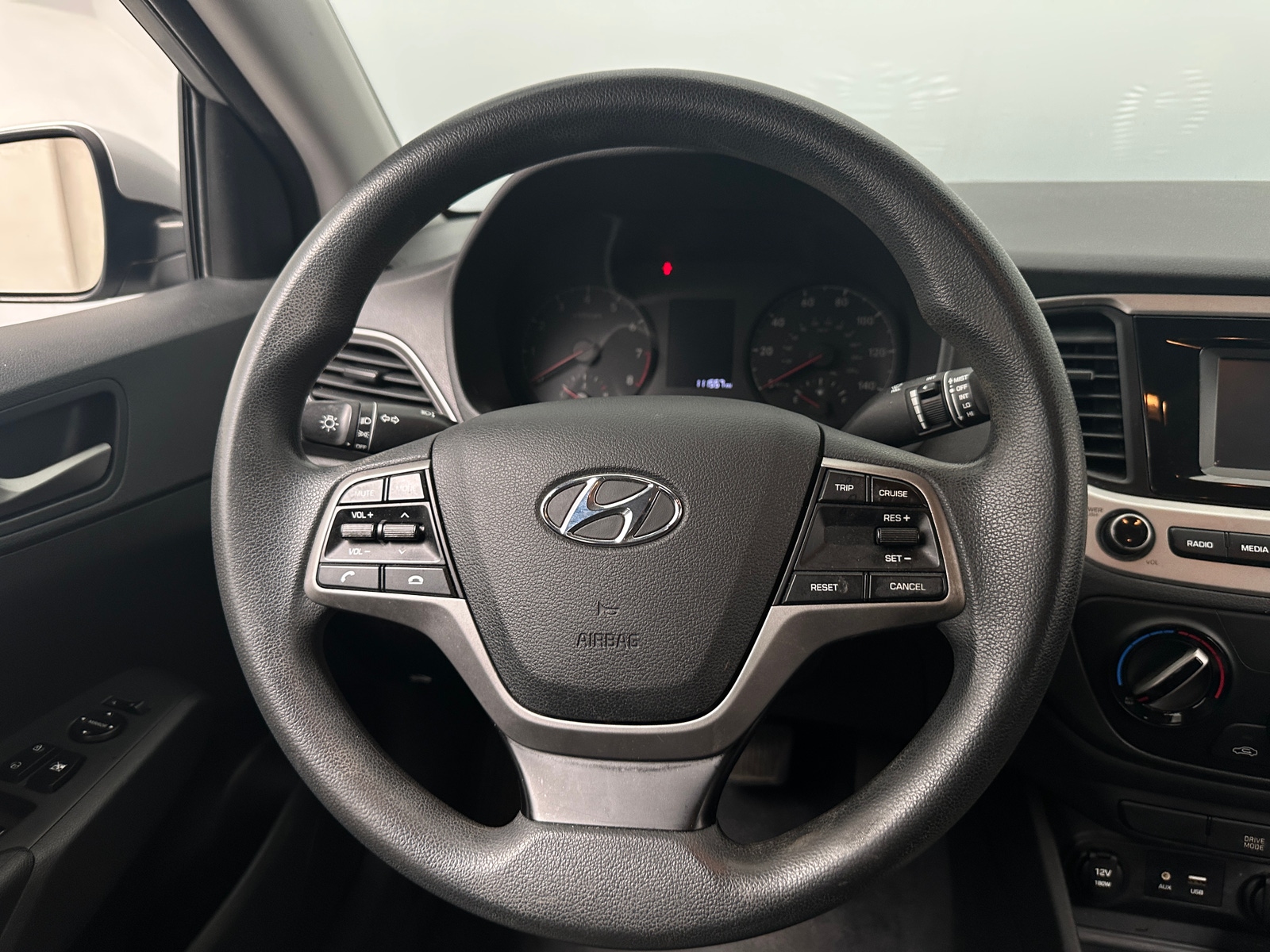 Thumbnail: 2019 Hyundai Accent - 5