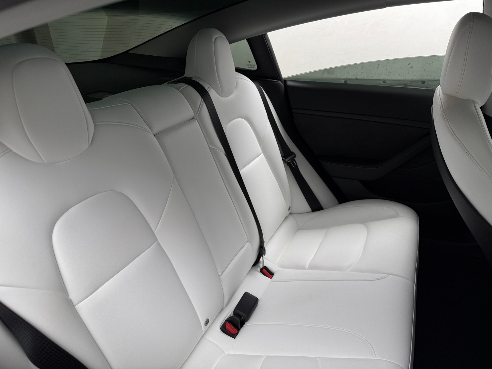 Thumbnail: 2022 Tesla Model 3 - 5