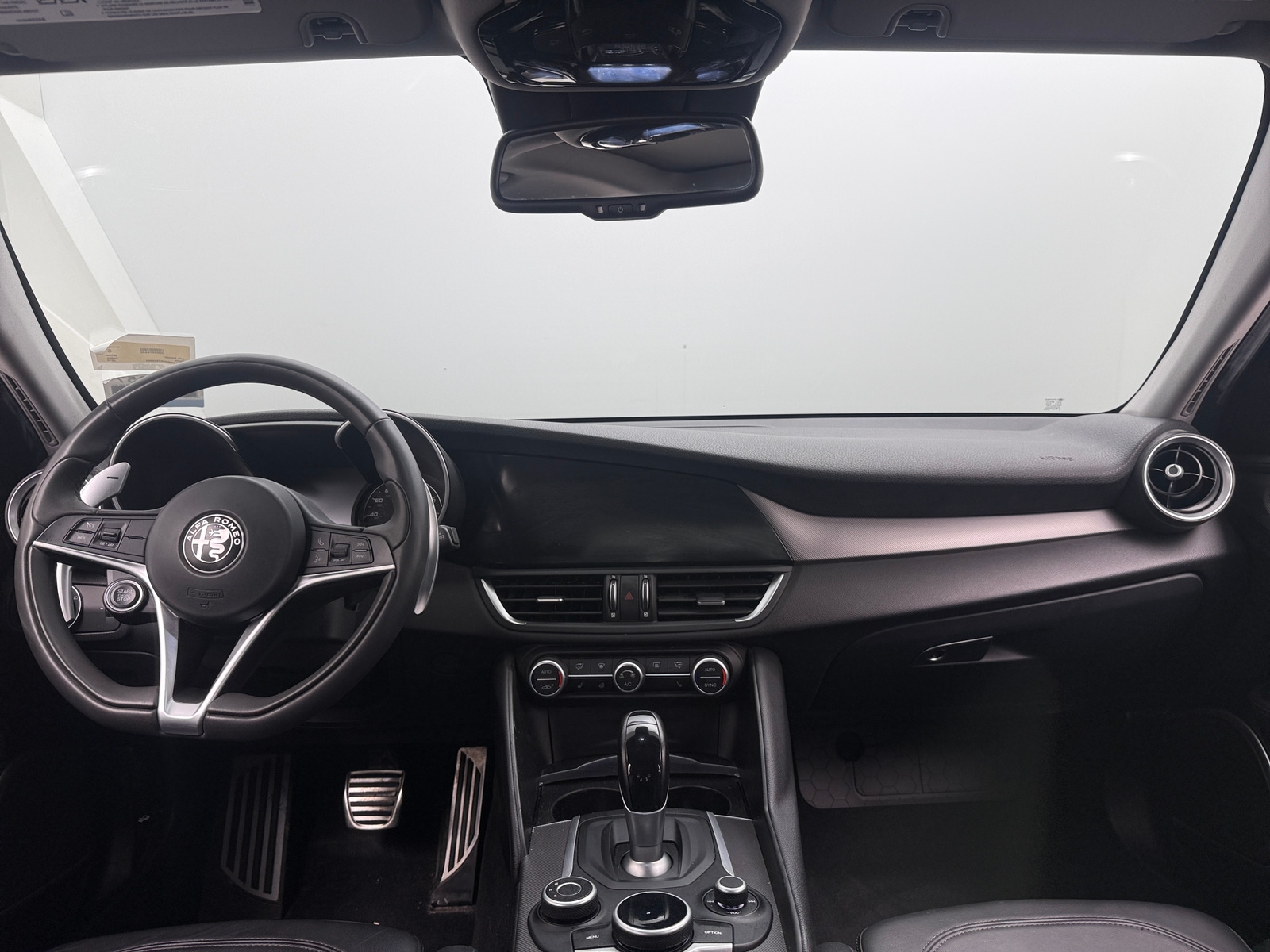 Thumbnail: 2019 Alfa Romeo Giulia - 2