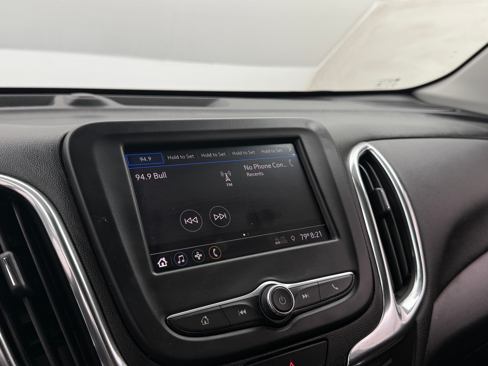 Thumbnail: 2020 Chevrolet Equinox - 4