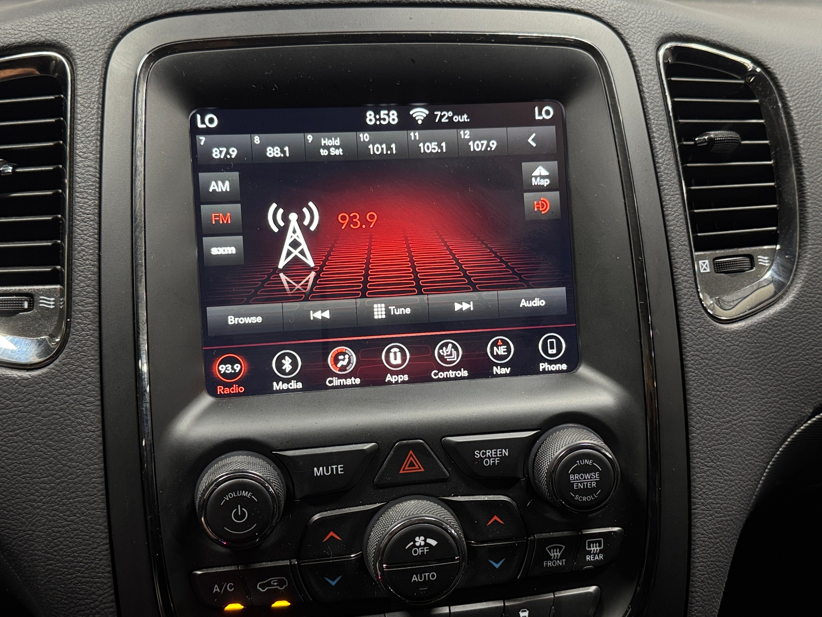 Thumbnail: 2019 Dodge Durango - 3