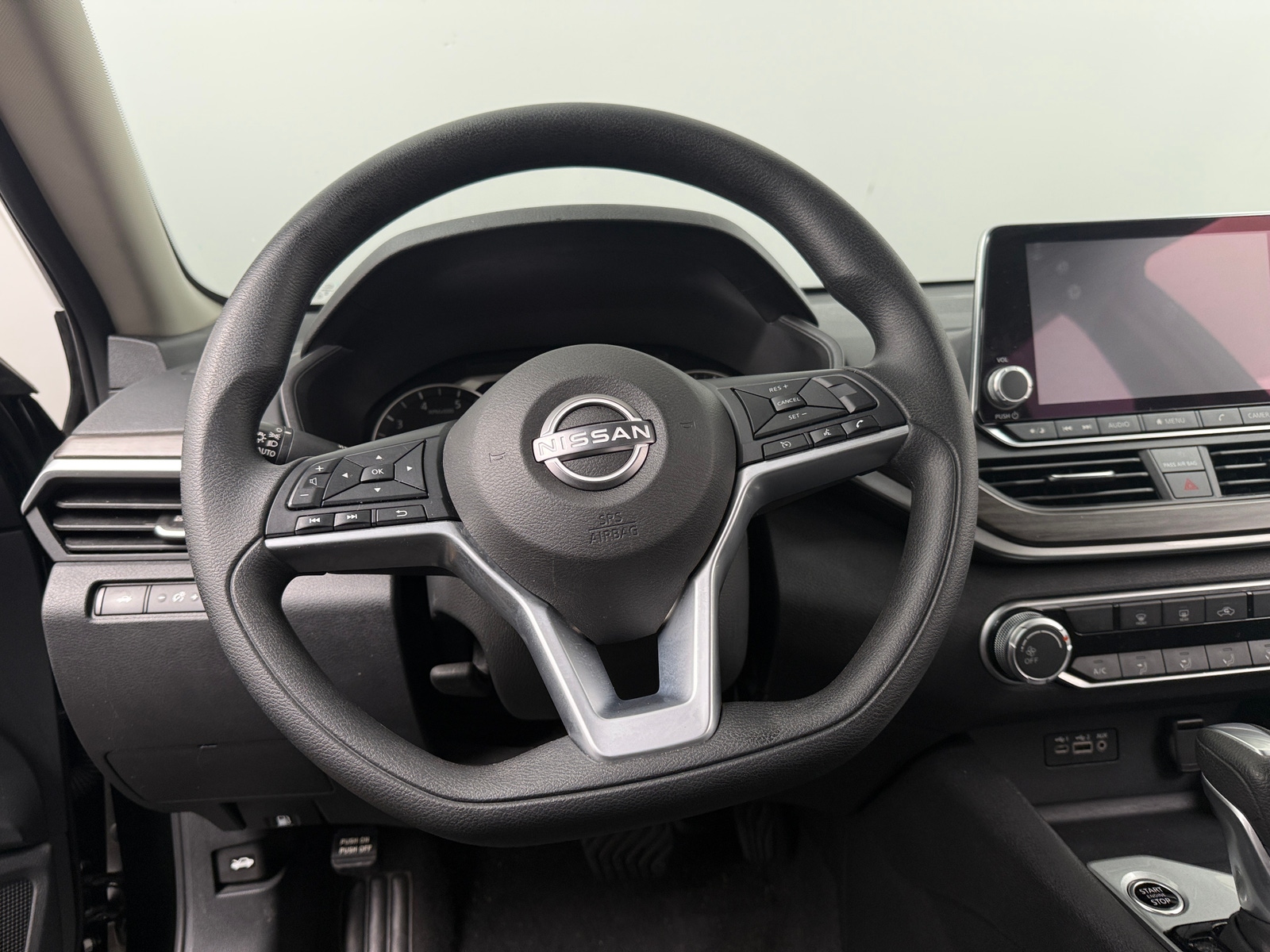 Thumbnail: 2025 Nissan Altima - 5