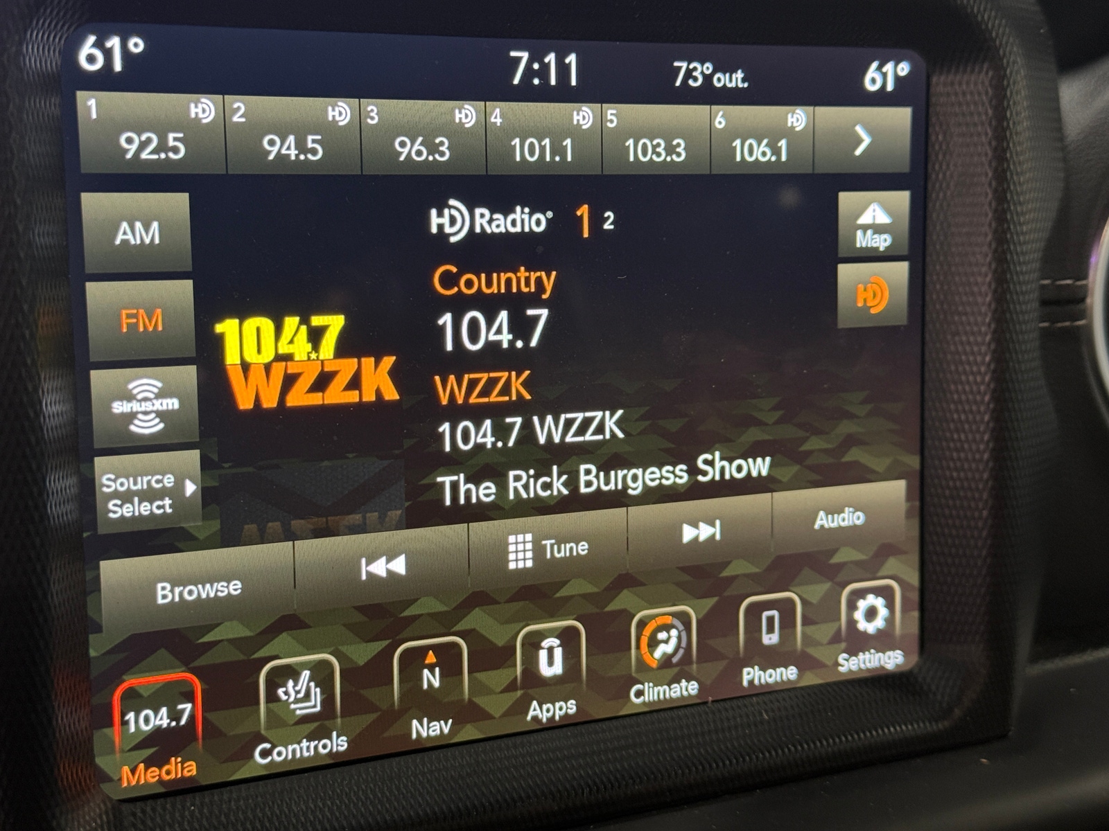 Thumbnail: 2021 Jeep Wrangler - 3