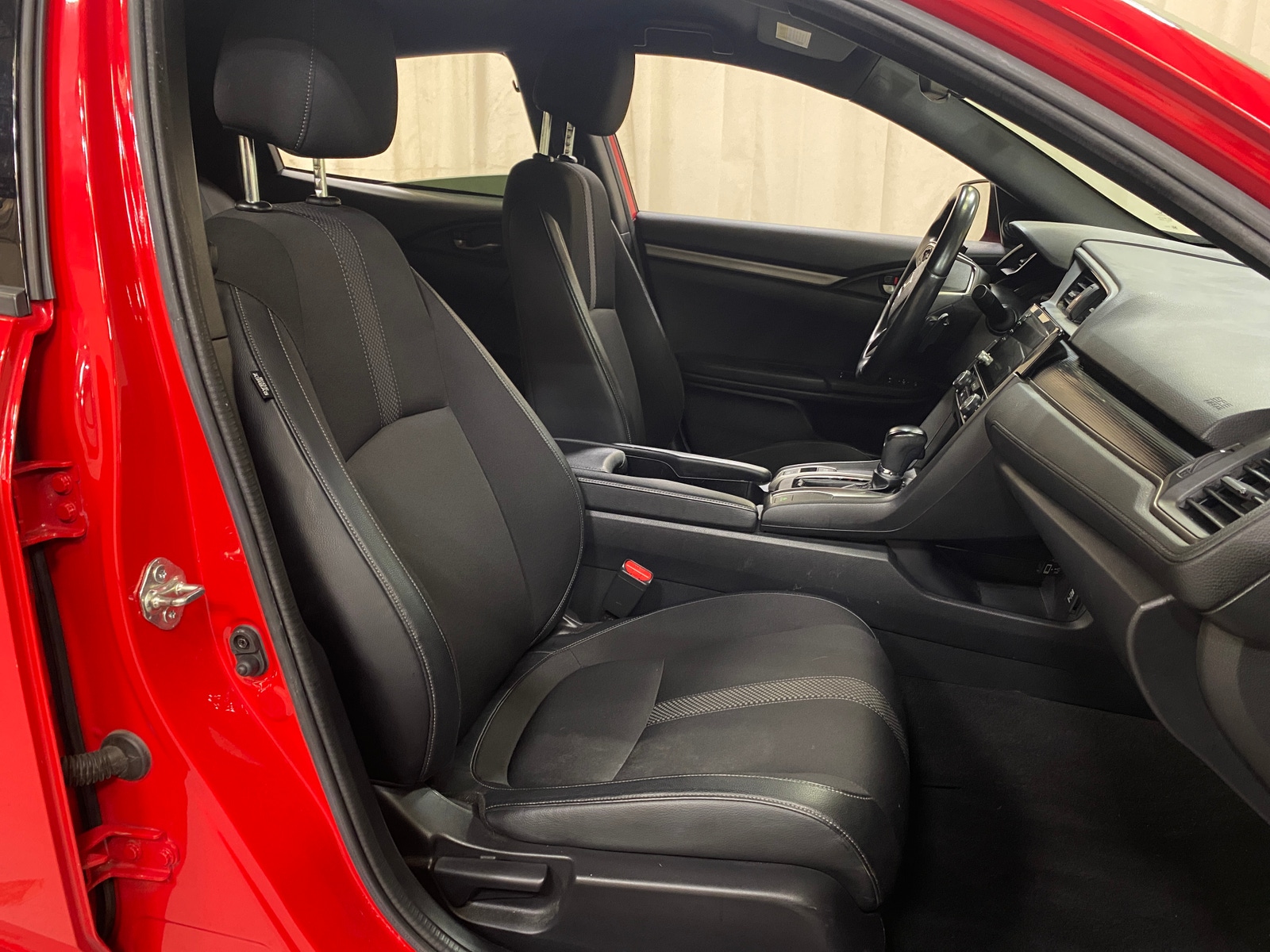 Thumbnail: 2020 Honda Civic - 2