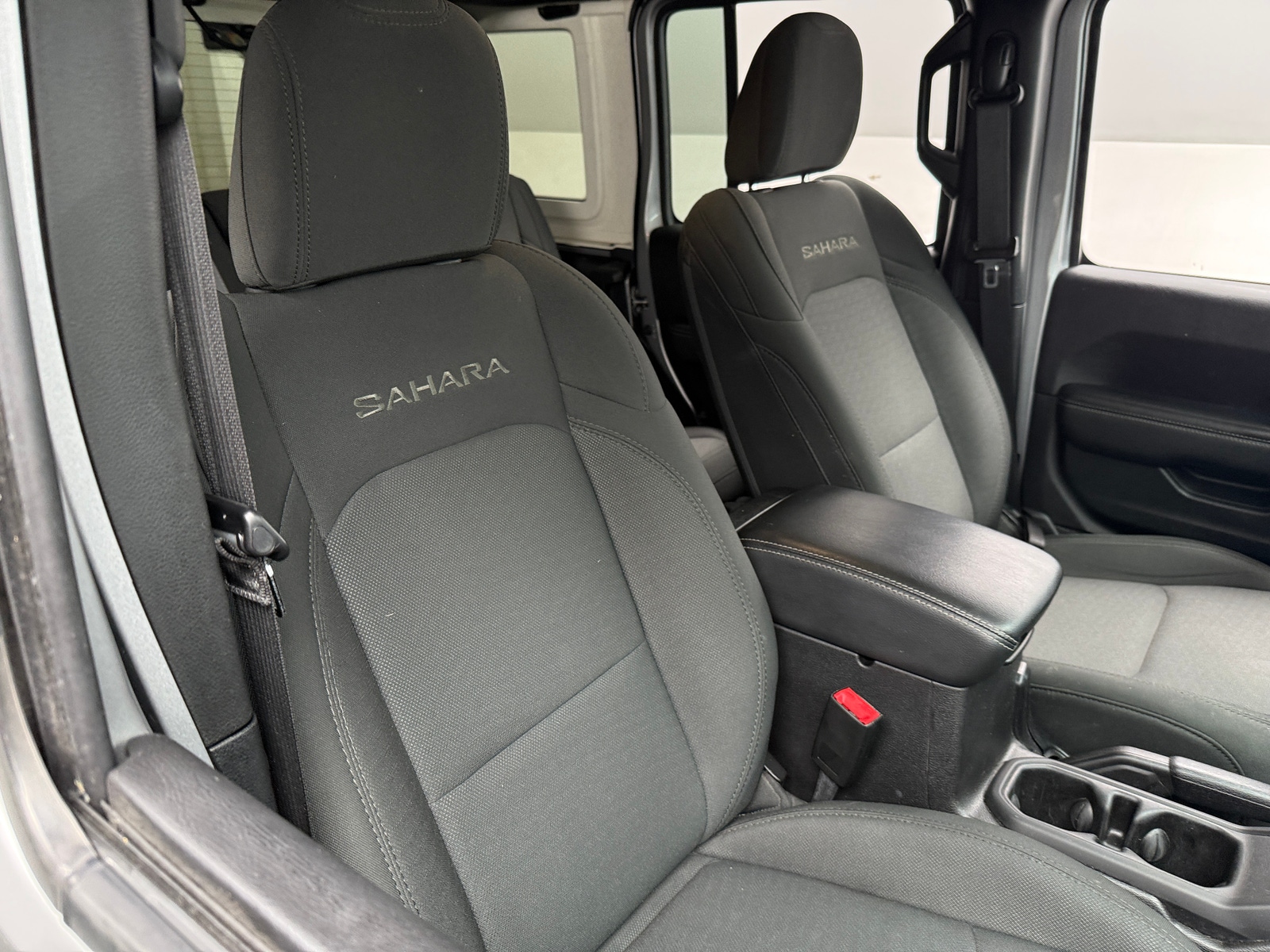 Thumbnail: 2019 Jeep Wrangler - 2