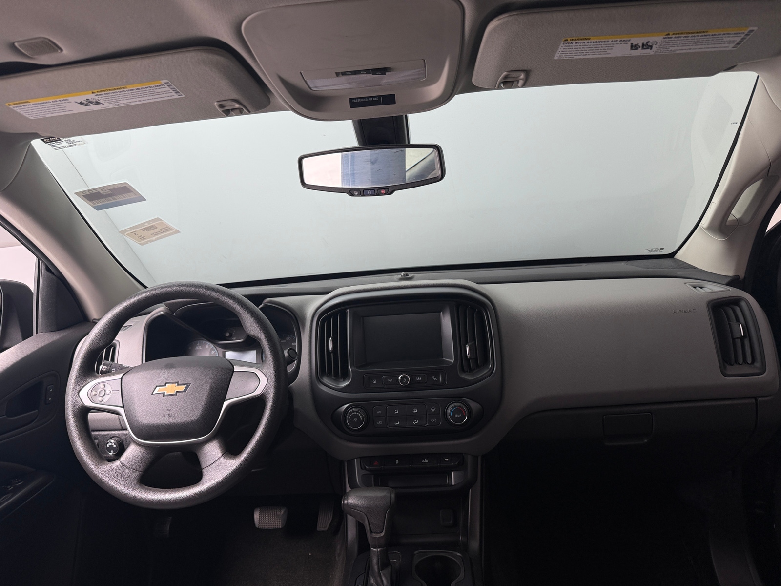 Thumbnail: 2017 Chevrolet Colorado - 3
