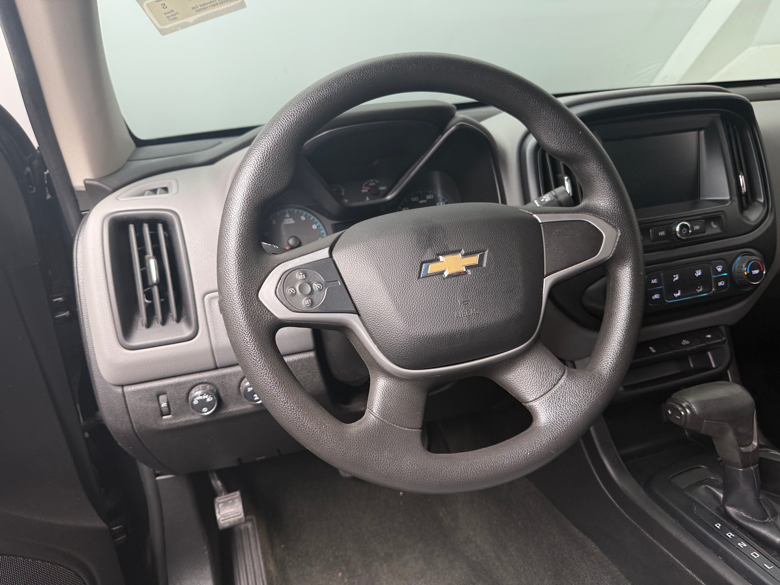 Thumbnail: 2017 Chevrolet Colorado - 5