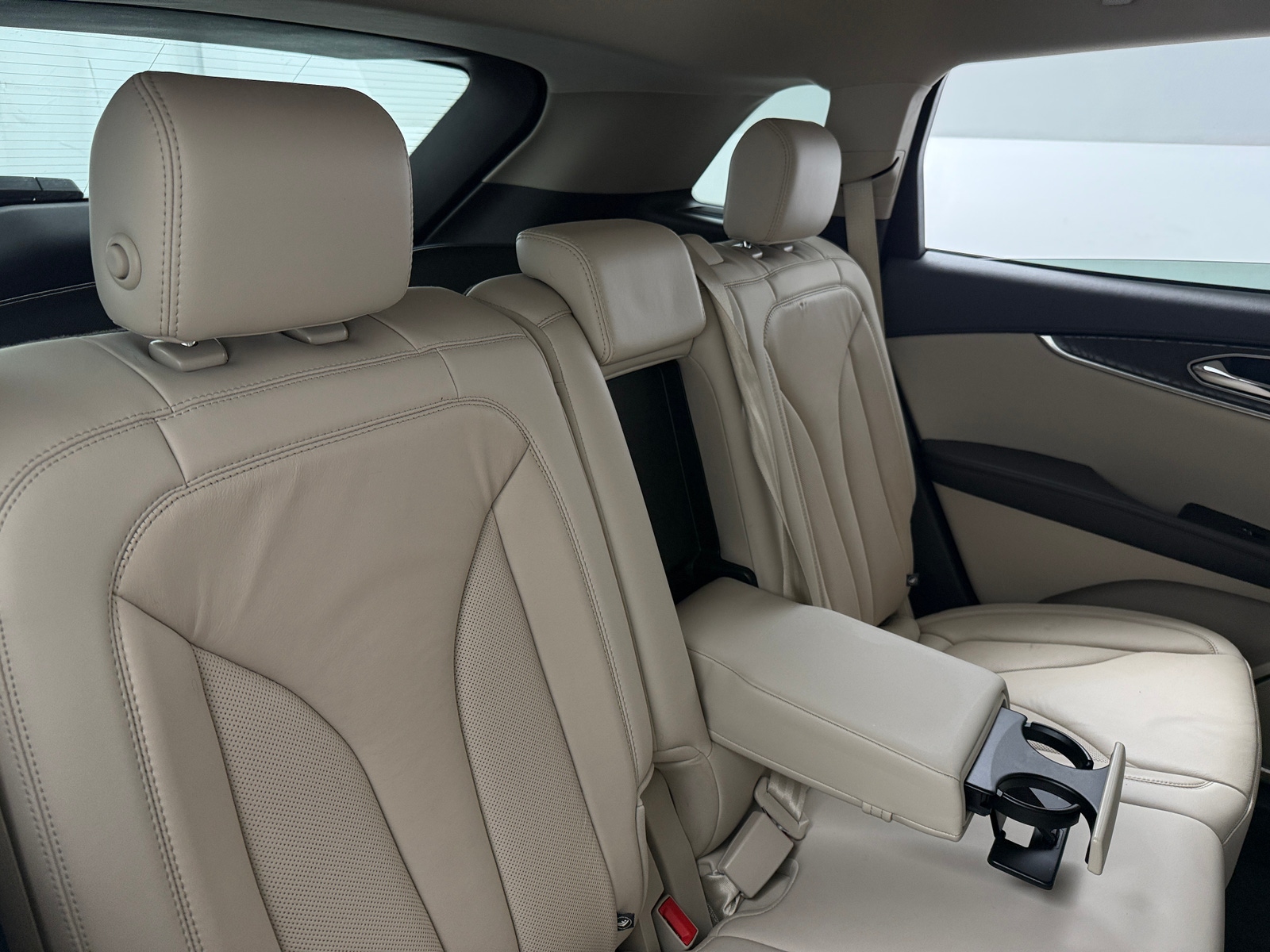 Thumbnail: 2019 Lincoln Nautilus - 5