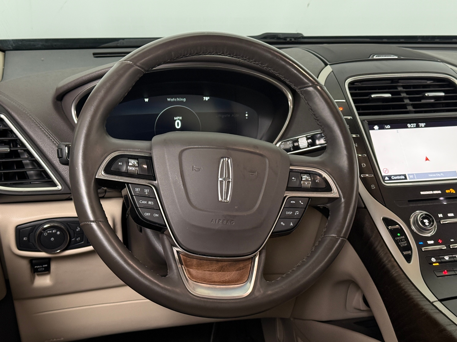 Thumbnail: 2019 Lincoln Nautilus - 4