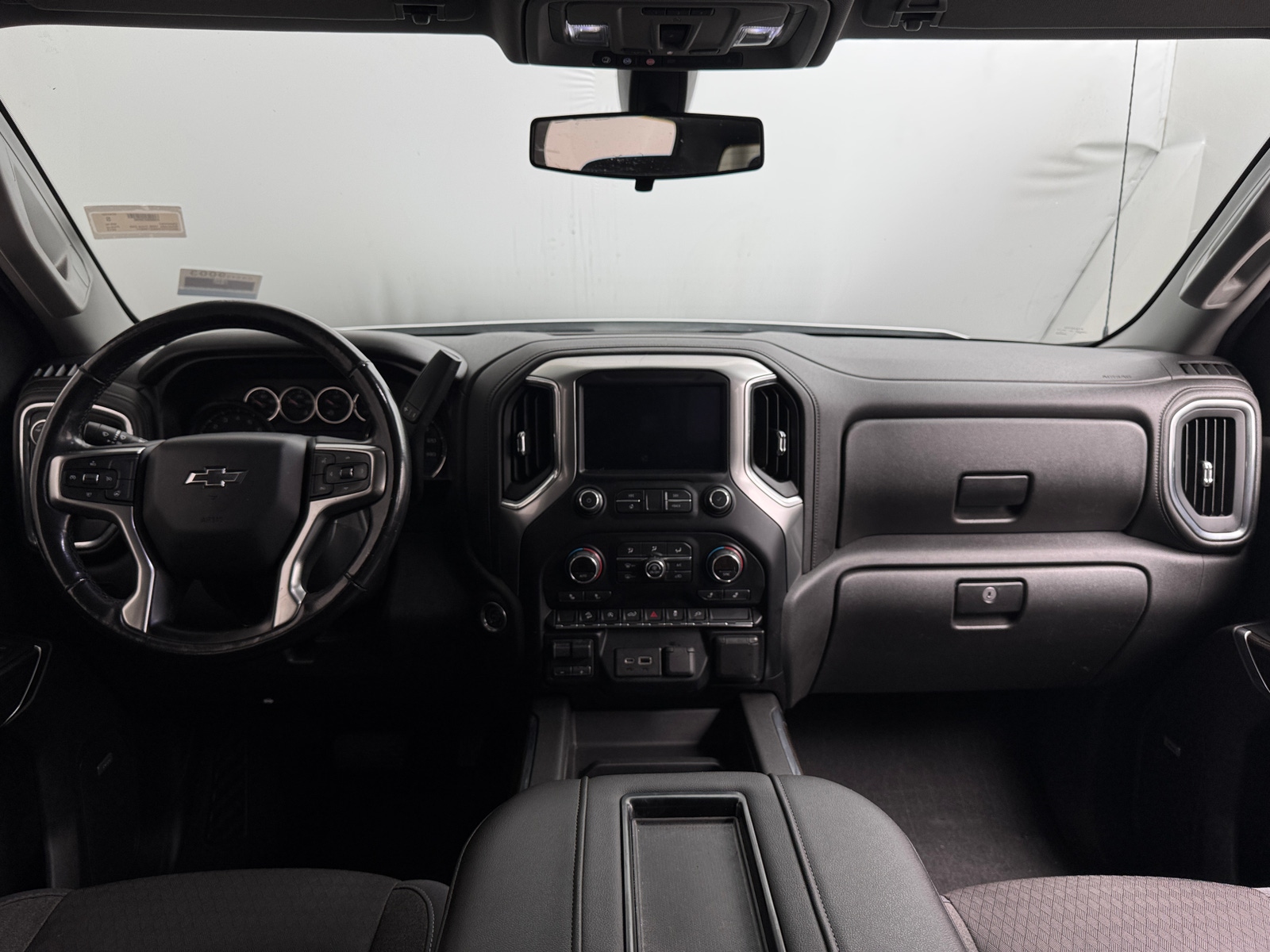 Thumbnail: 2019 Chevrolet Silverado 1500 - 3