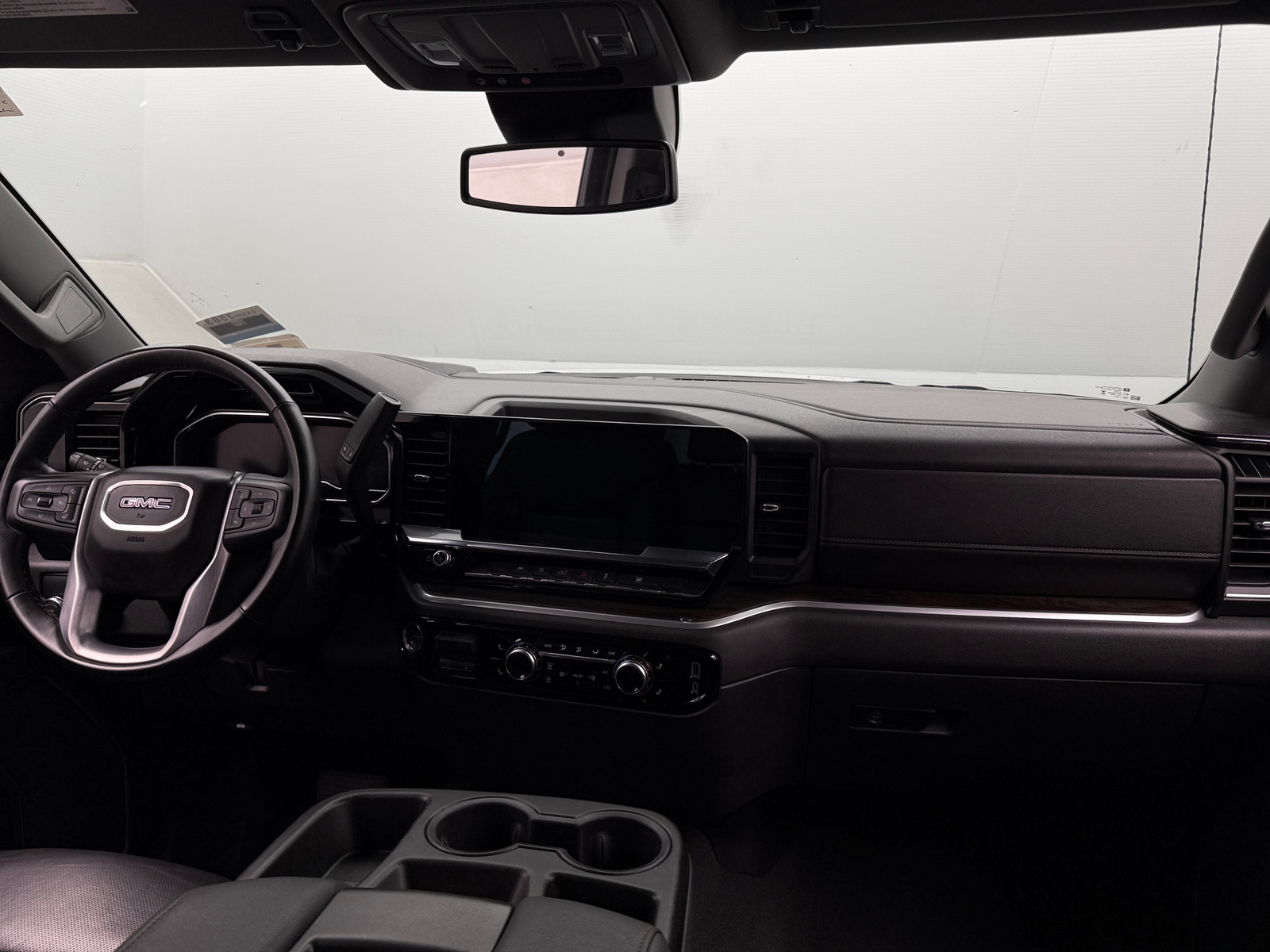 Thumbnail: 2025 GMC Sierra 1500 - 2