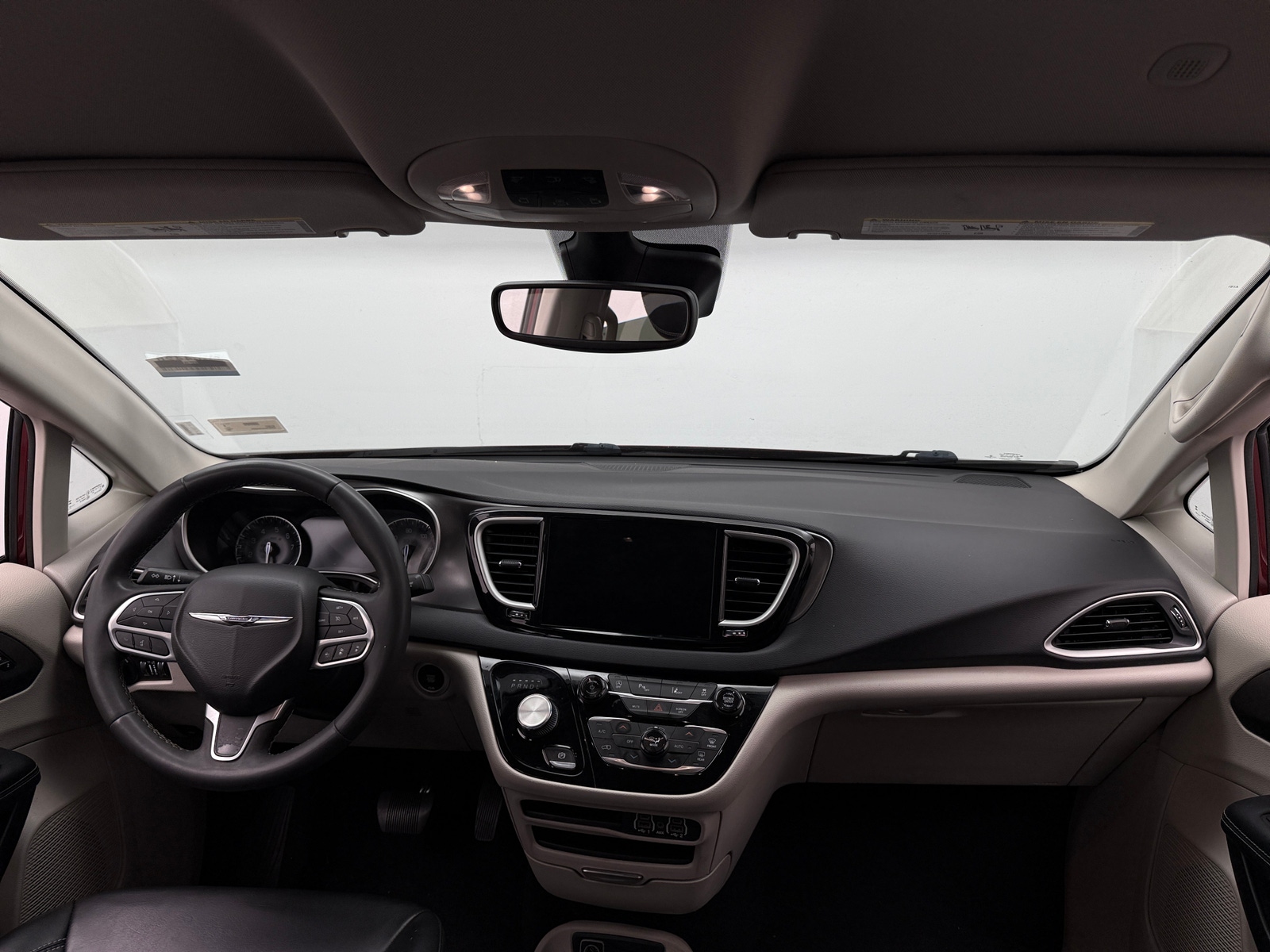 Thumbnail: 2023 Chrysler Pacifica - 2
