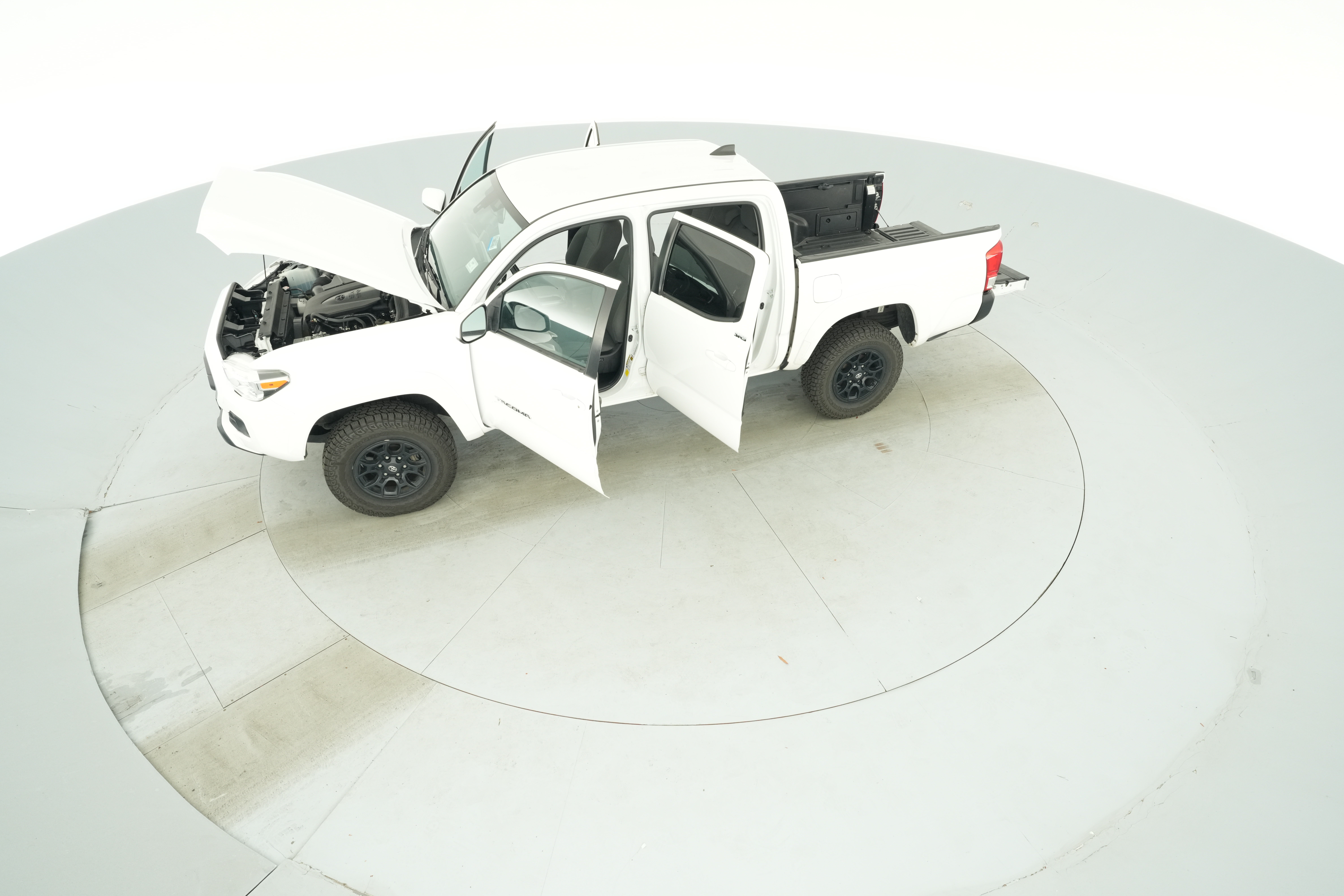 2021 Toyota Tacoma SR5 - Photo 41