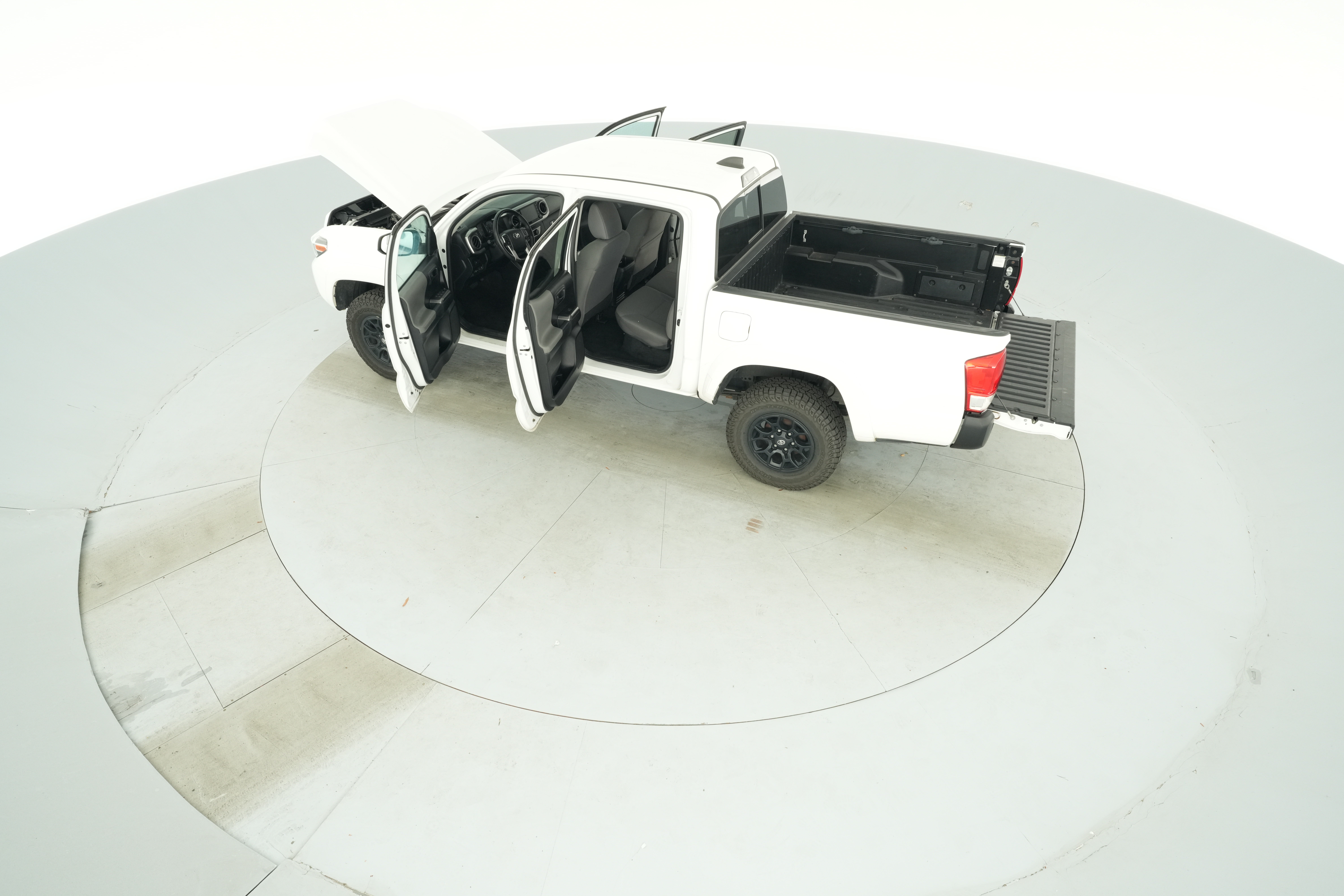 2021 Toyota Tacoma SR5 - Photo 43