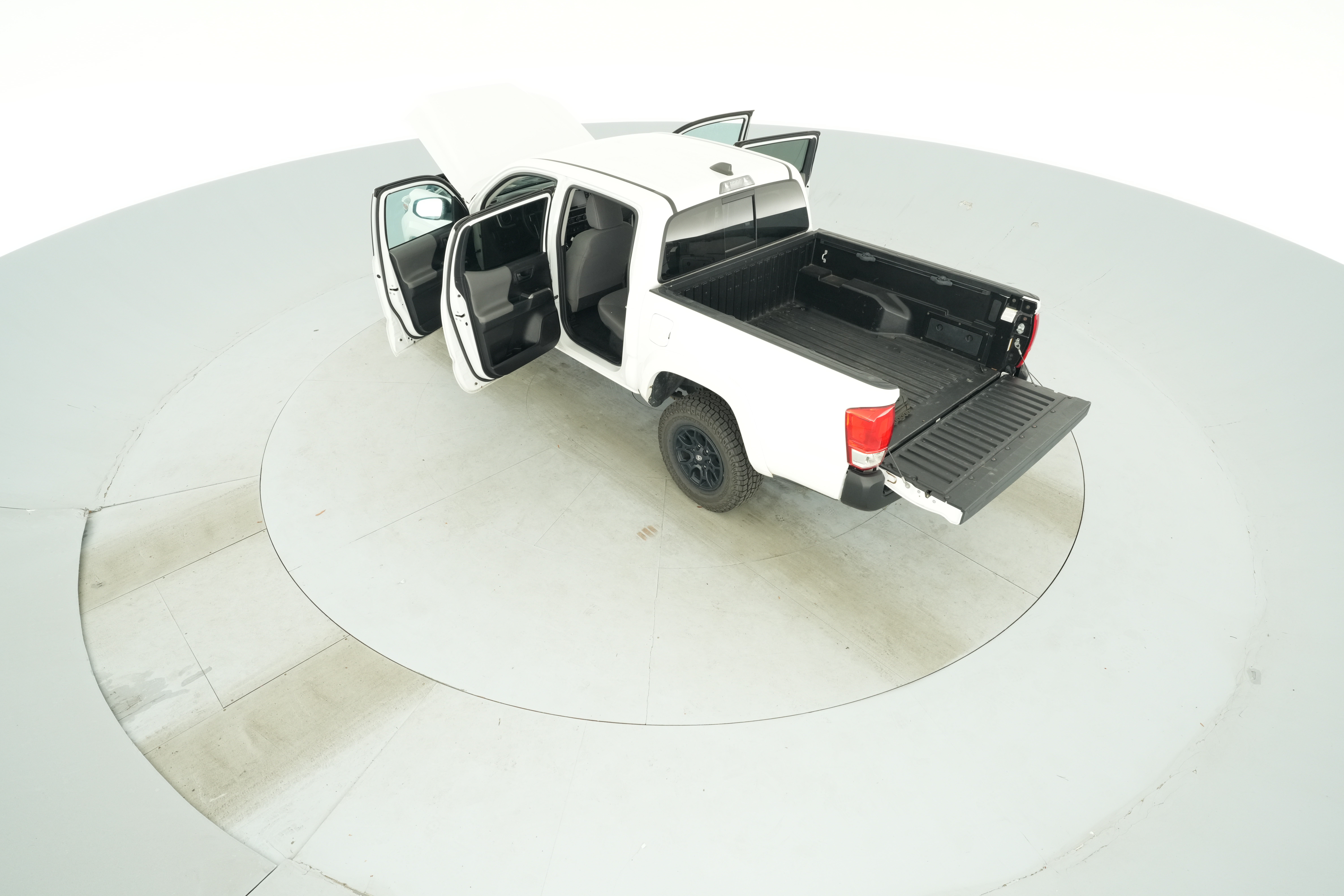 2021 Toyota Tacoma SR5 - Photo 44