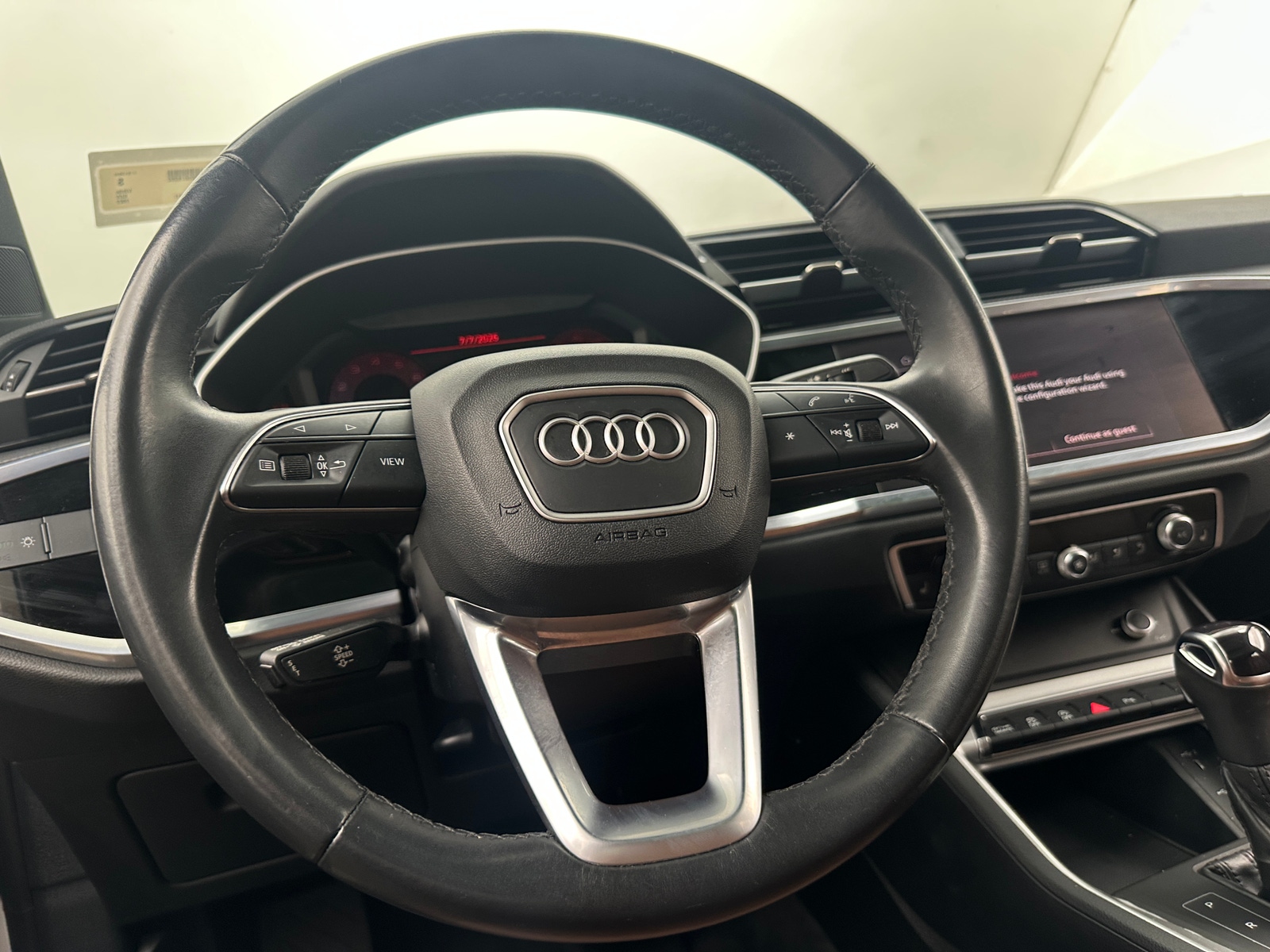 Thumbnail: 2022 Audi Q3 - 4