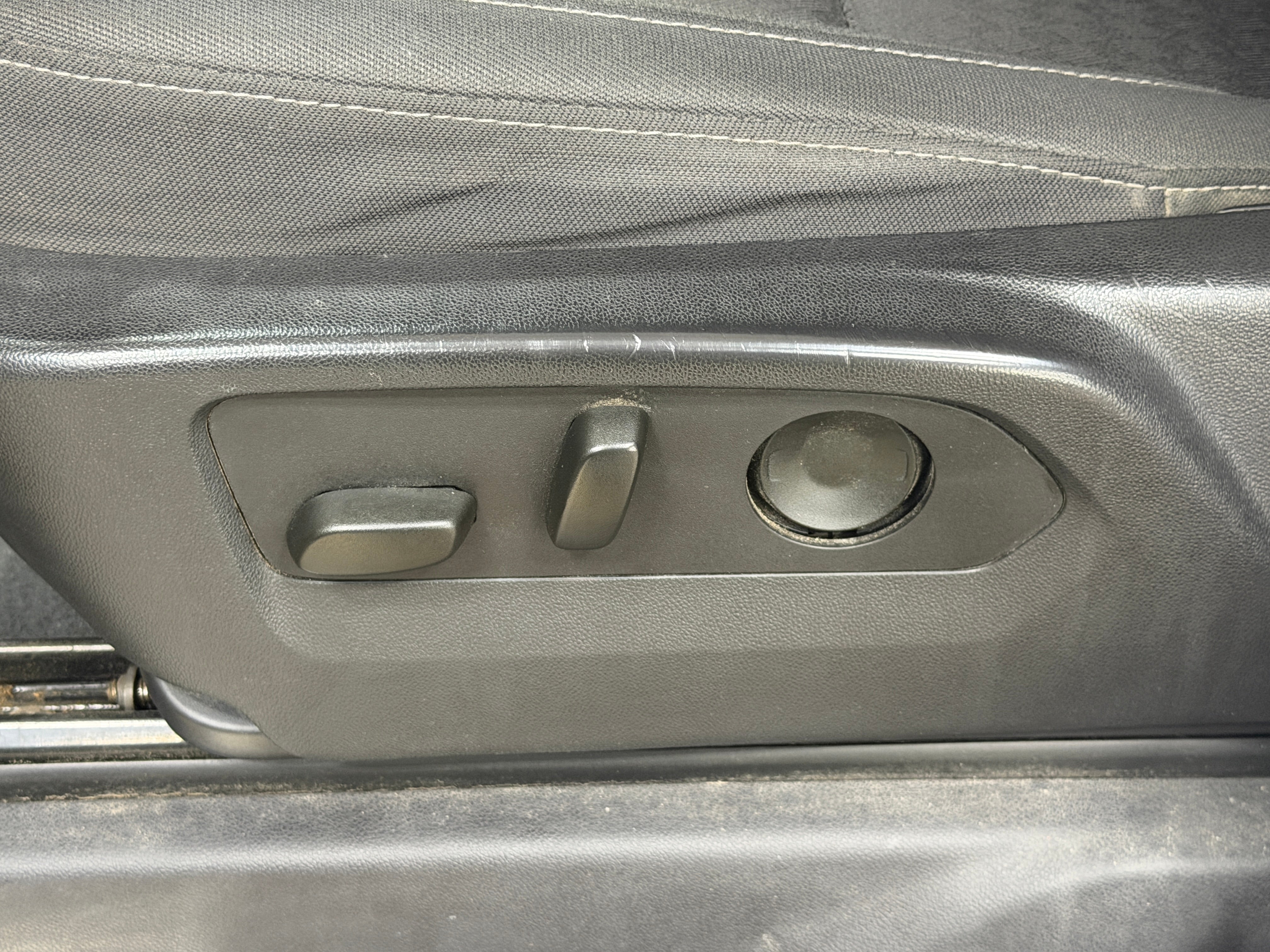 2024 Chevrolet Silverado 2500HD LT - Photo 3